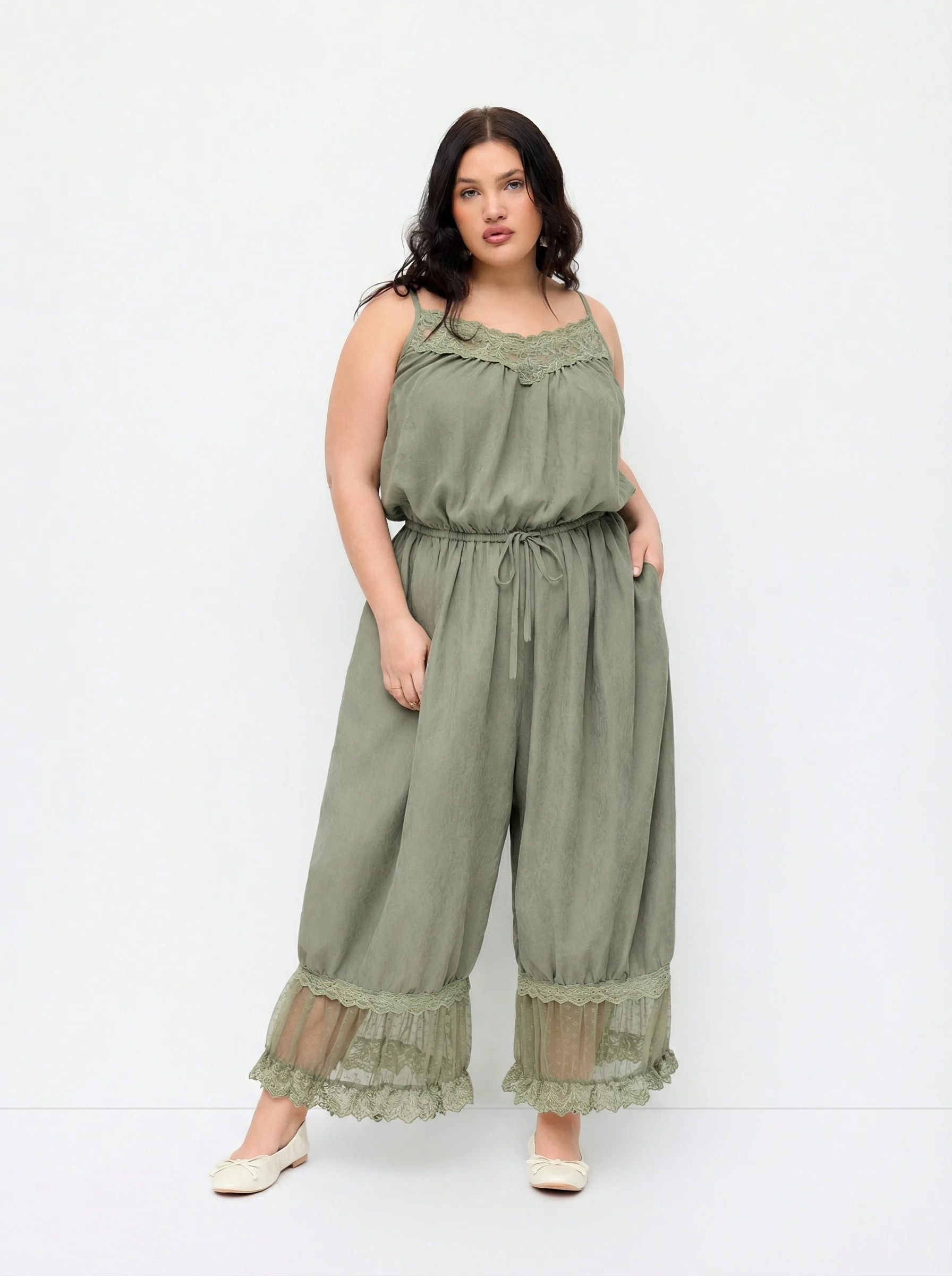Woven V-neck Lace Panel Drawstring Capri Bloomer Jumpsuit For Daily Casual Vacation | Cider