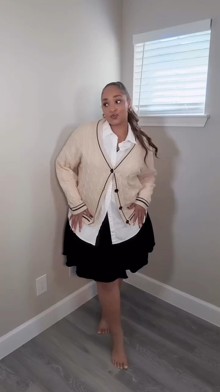 Shop all of my looks on #LTK 🖤 Click the link in my bio or comment “Shop” and I’ll send you the link. Follow me over there so you never miss a look 😍

#grwm #curvyfashion #ltk #fashion #tennisskirt #preppyaesthetic #fallfashion #falloutfits