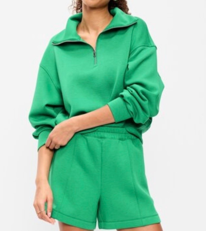 Old Navy activewear 50% off!

Bounce Fleece Half-Zip Pullover Sweatshirt
High-Waisted Bounce Fleece Shorts -- 5-inch inseam

#LTKActive #LTKSaleAlert #LTKOver40