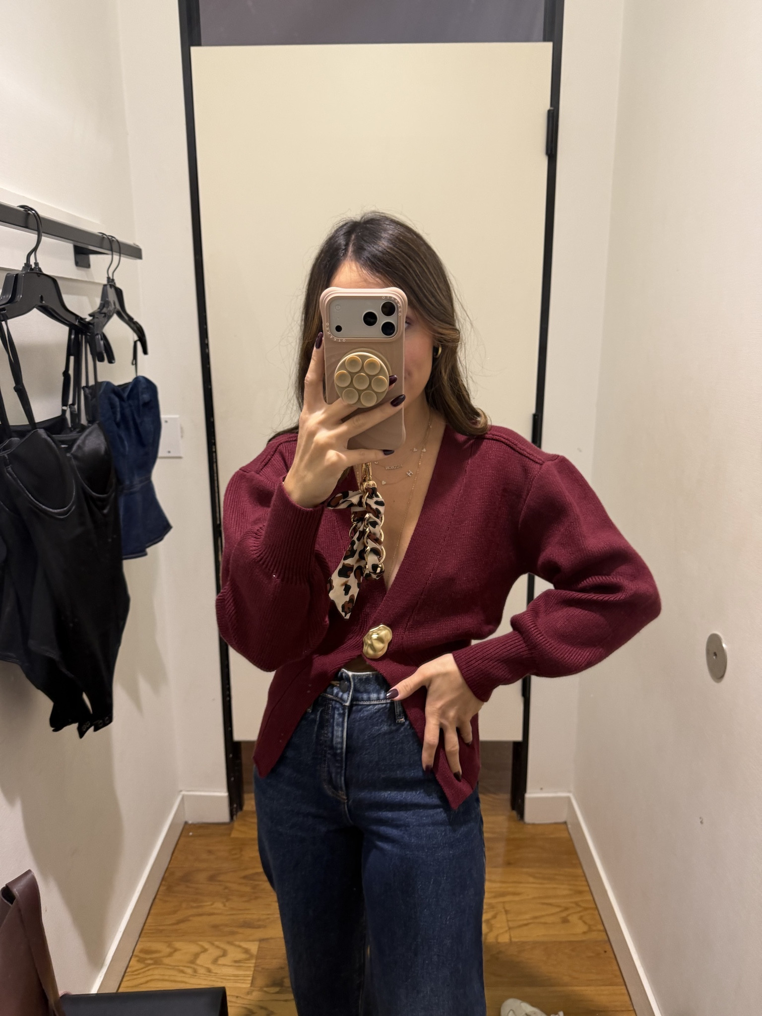 Xs sweater! 

#LTKCyberWeek #LTKHoliday #LTKSaleAlert