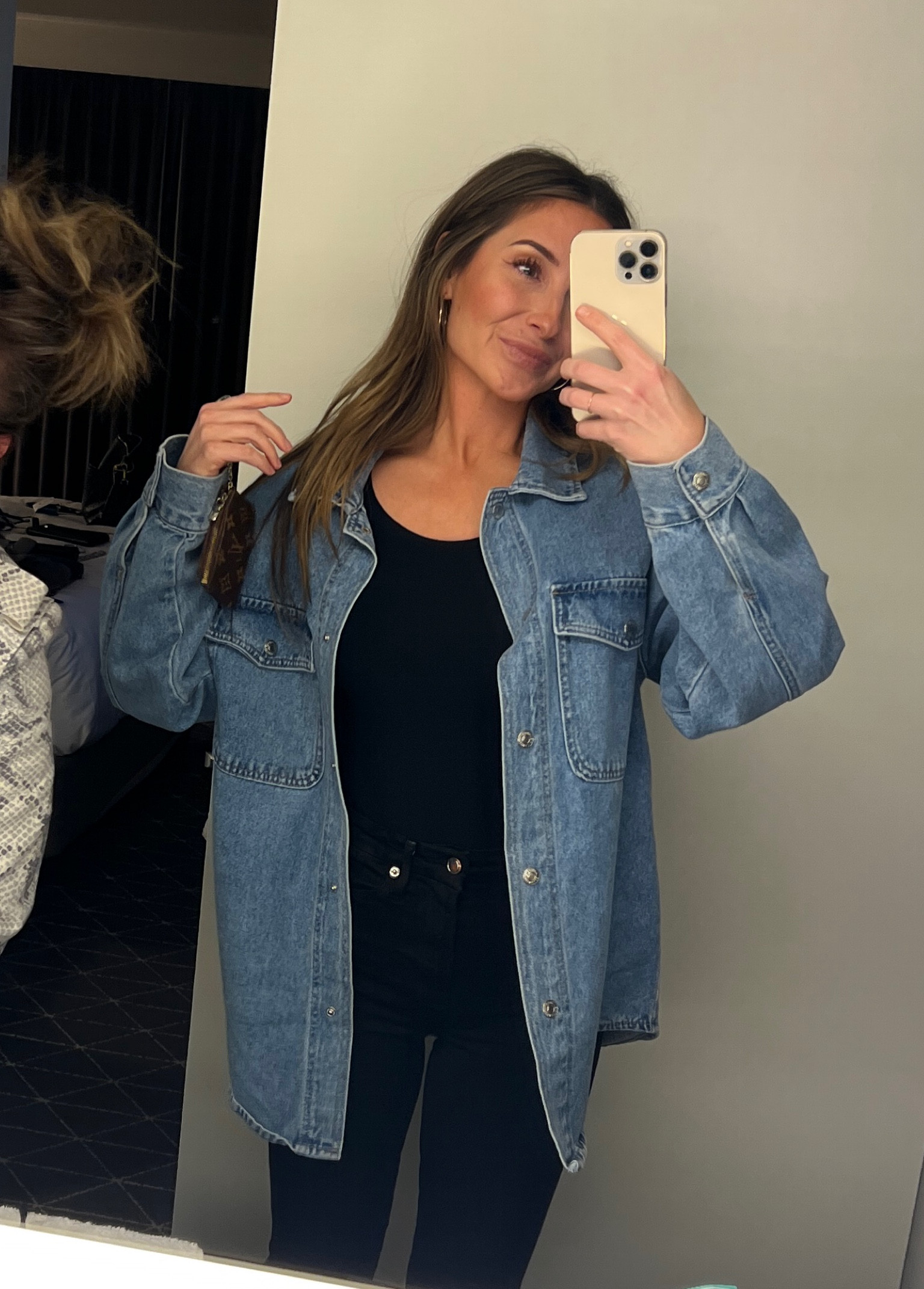 Nashville concert fit


#LTKfindsunder100 #LTKSeasonal #LTKsalealert