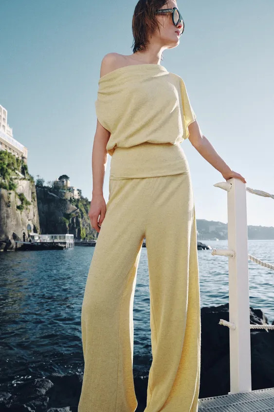 STRAIGHT-LEG TEXTURED TROUSERS | Zara UK