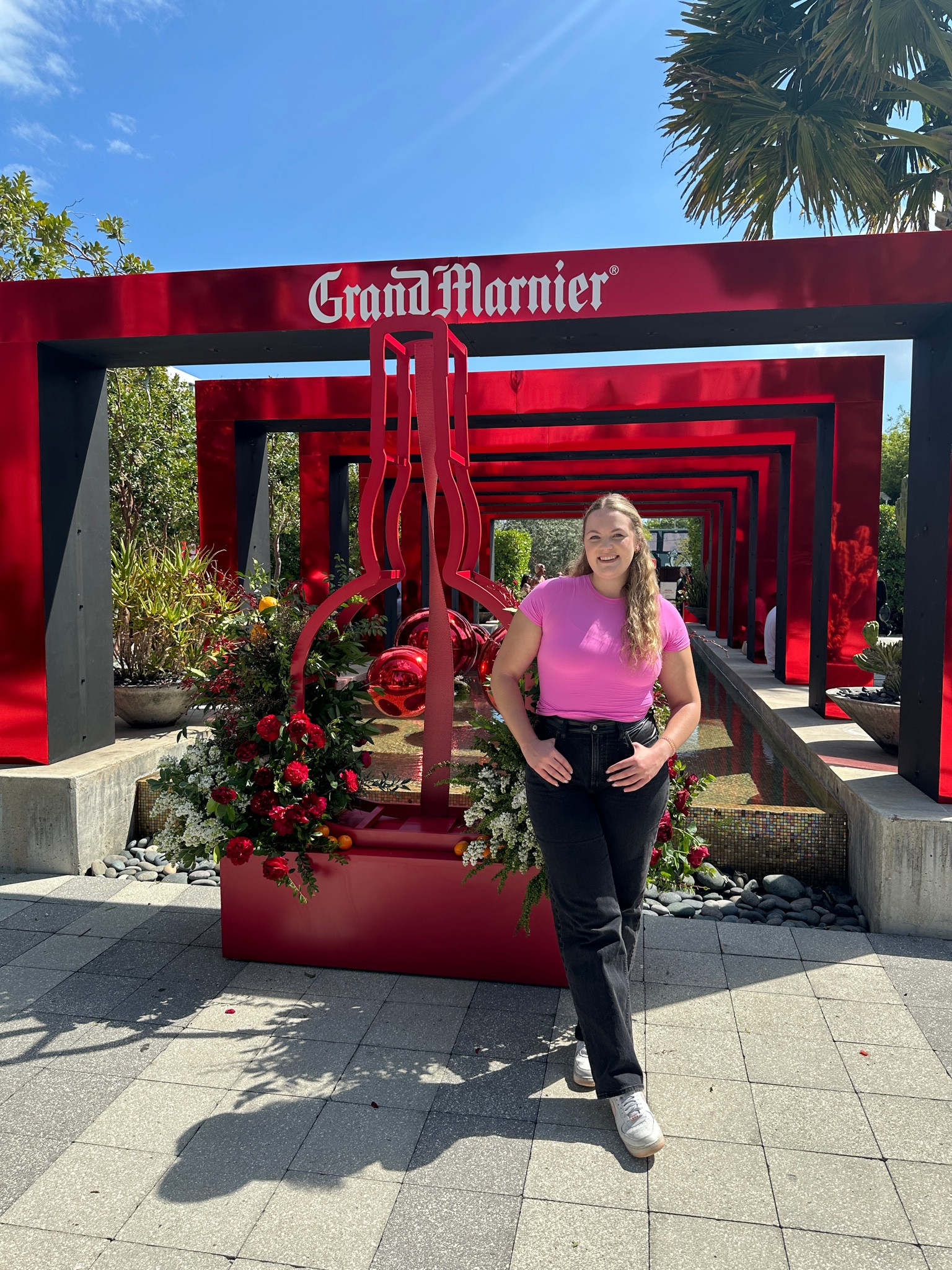 Grand Marnier Event Fit. Basic Staples with pop of color! Skims for the win 

#LTKmidsize #LTKstyletip