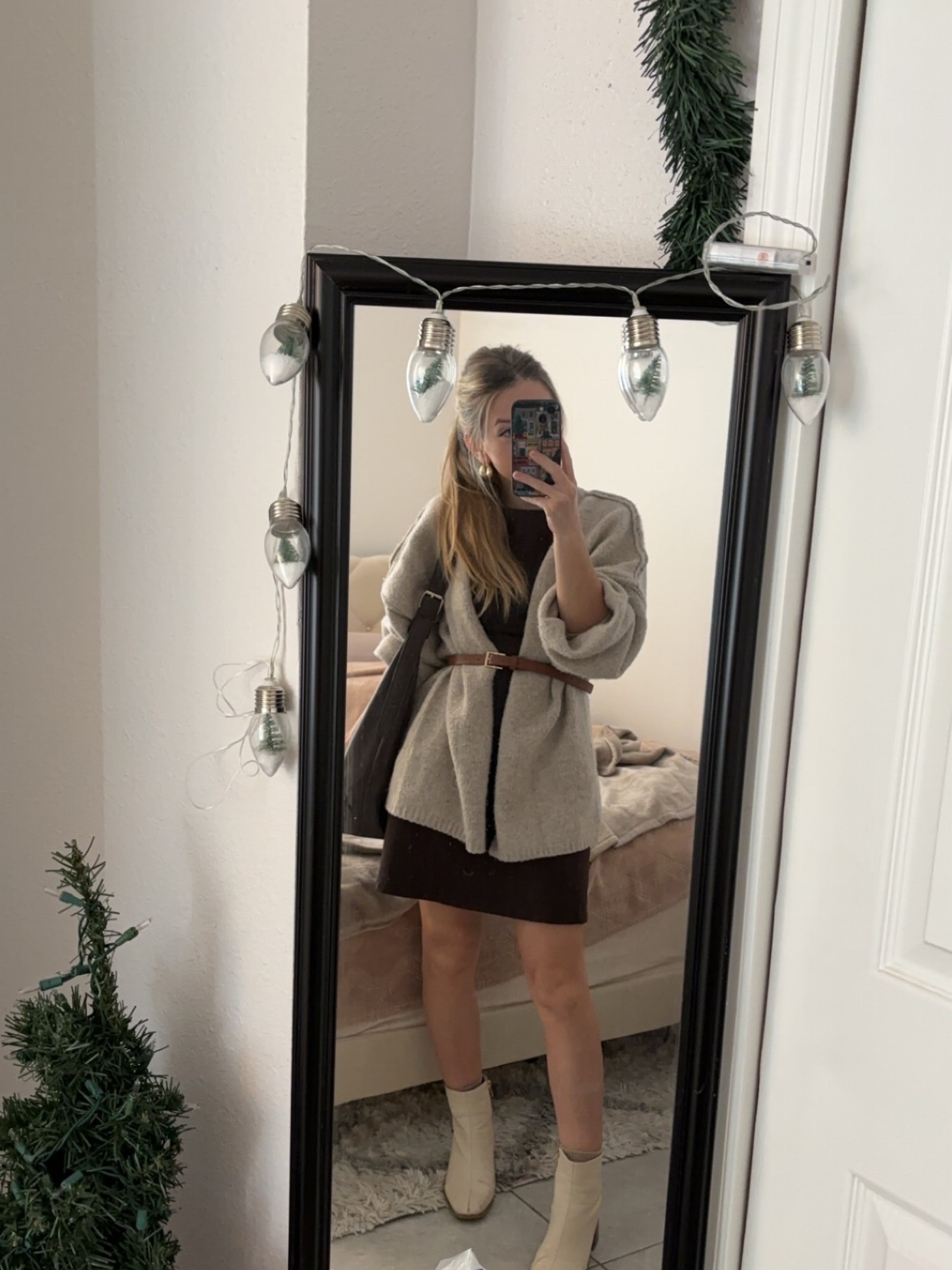 Neutral holiday winter outfit idea 🤎 wearing size small in the cardigan sweater since it’s already oversized & so comfy🫶🏻

#LTKSeasonal #LTKootd