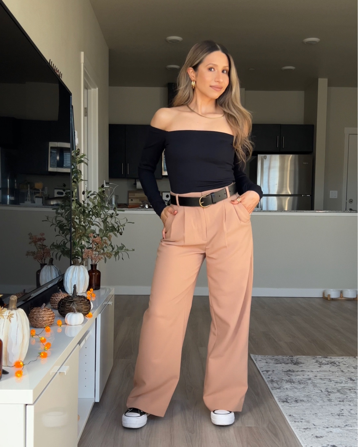 Easy fall outfit inspo🍂🧸🤎


Top: XS
Bottoms: Size 25 short

Abercrombie style,
Fall fashion 
Fall style 
Easy Fall outfit idea 
Trendy outfit ideas 

#LTKstyletip #LTKfindsunder100 #LTKsalealert