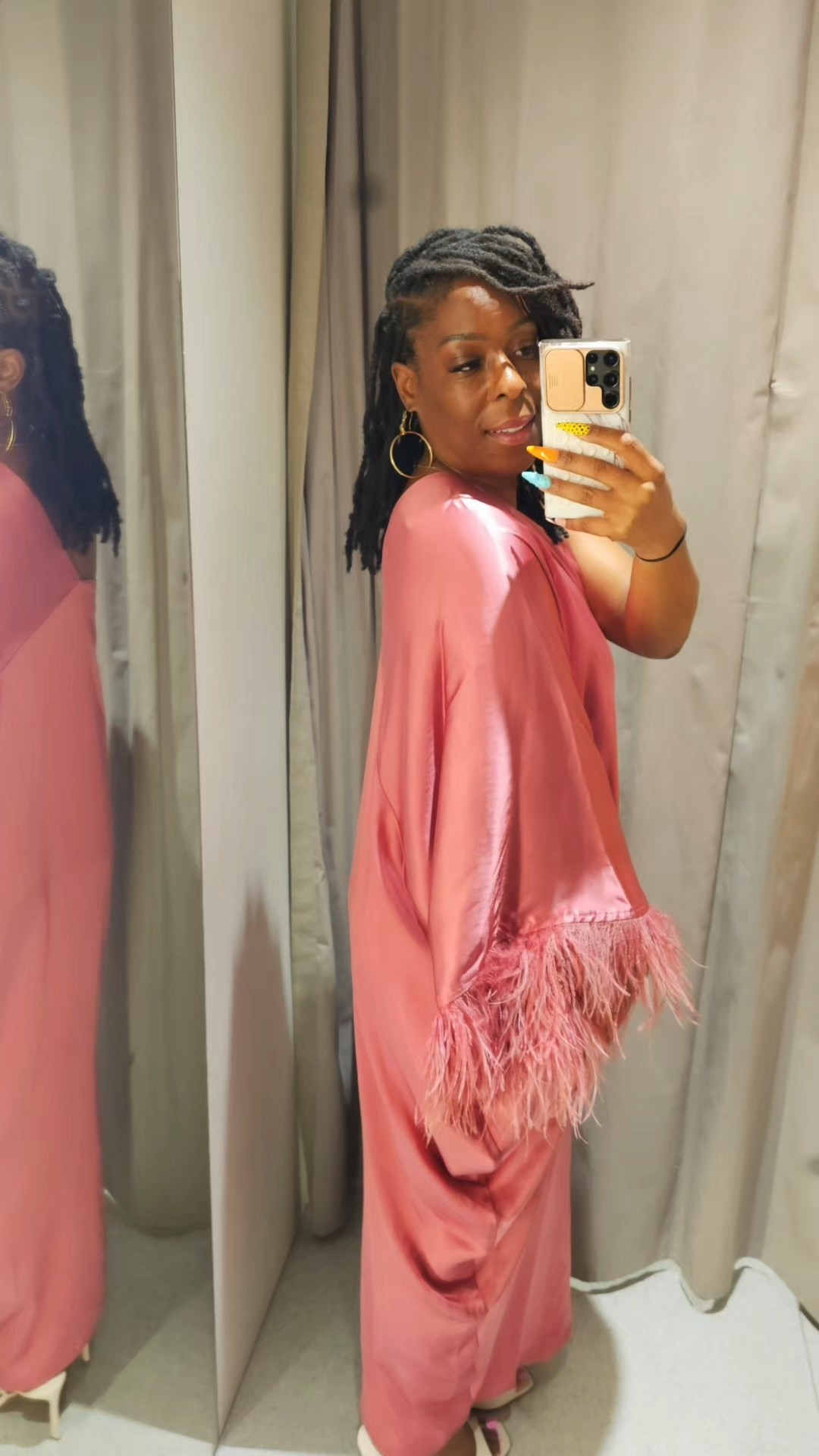 It's giving...at the house 🤔#zara #tryonhaul #zaradress  #fashionable40s #ootdfashion #FitCheck 7602/484/631 - XS£45.99

#LTKSummerEdit #LTKOver40 #LTKParties