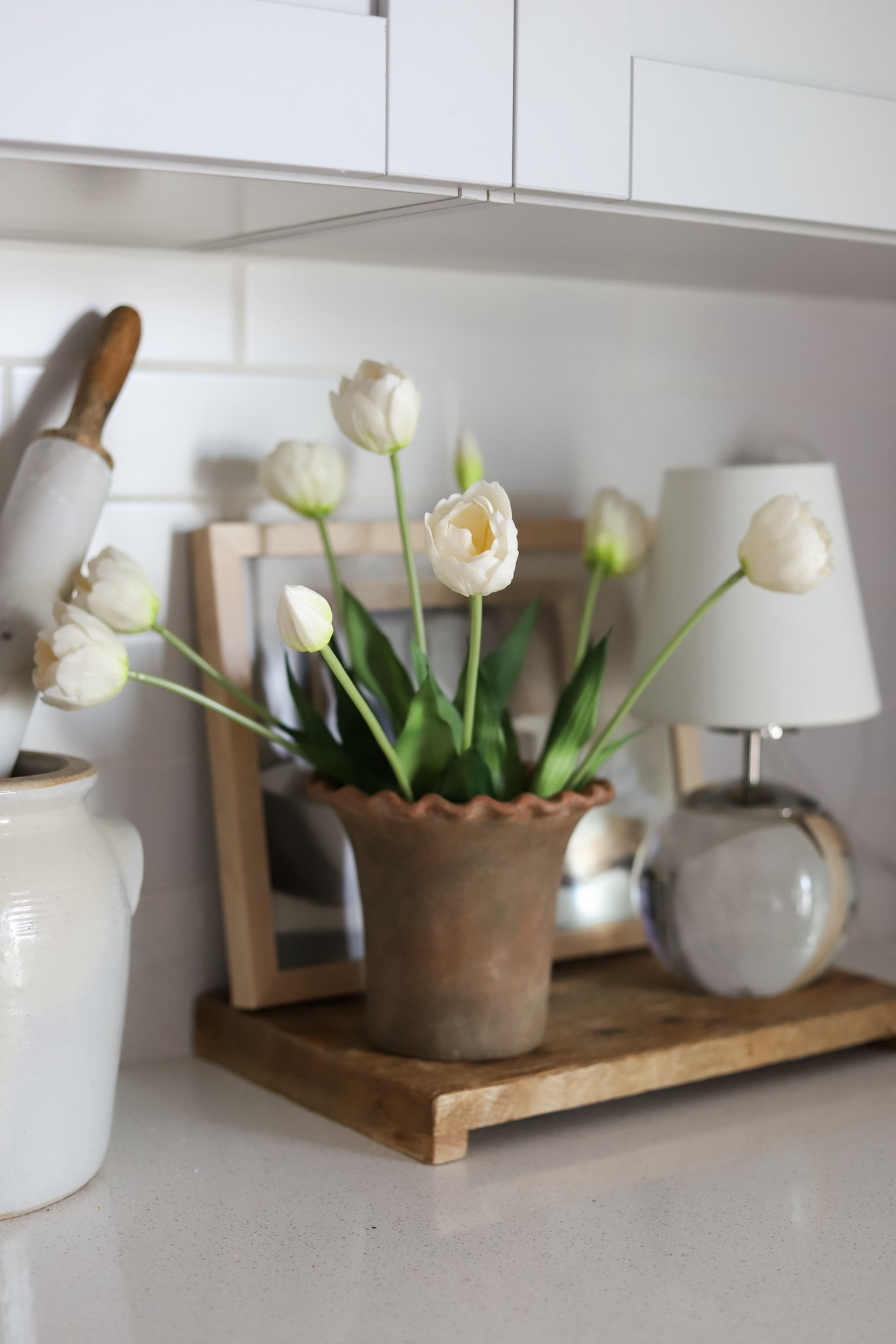 I fool everyone with these tulips...

Follow @jameskatehome for more affordable home decor finds that elevate your space without breaking the bank ☺️

.
.
.
.
.
.
.
.
#tulips #springdecor #amazon #springhomedecor 

#LTKHome