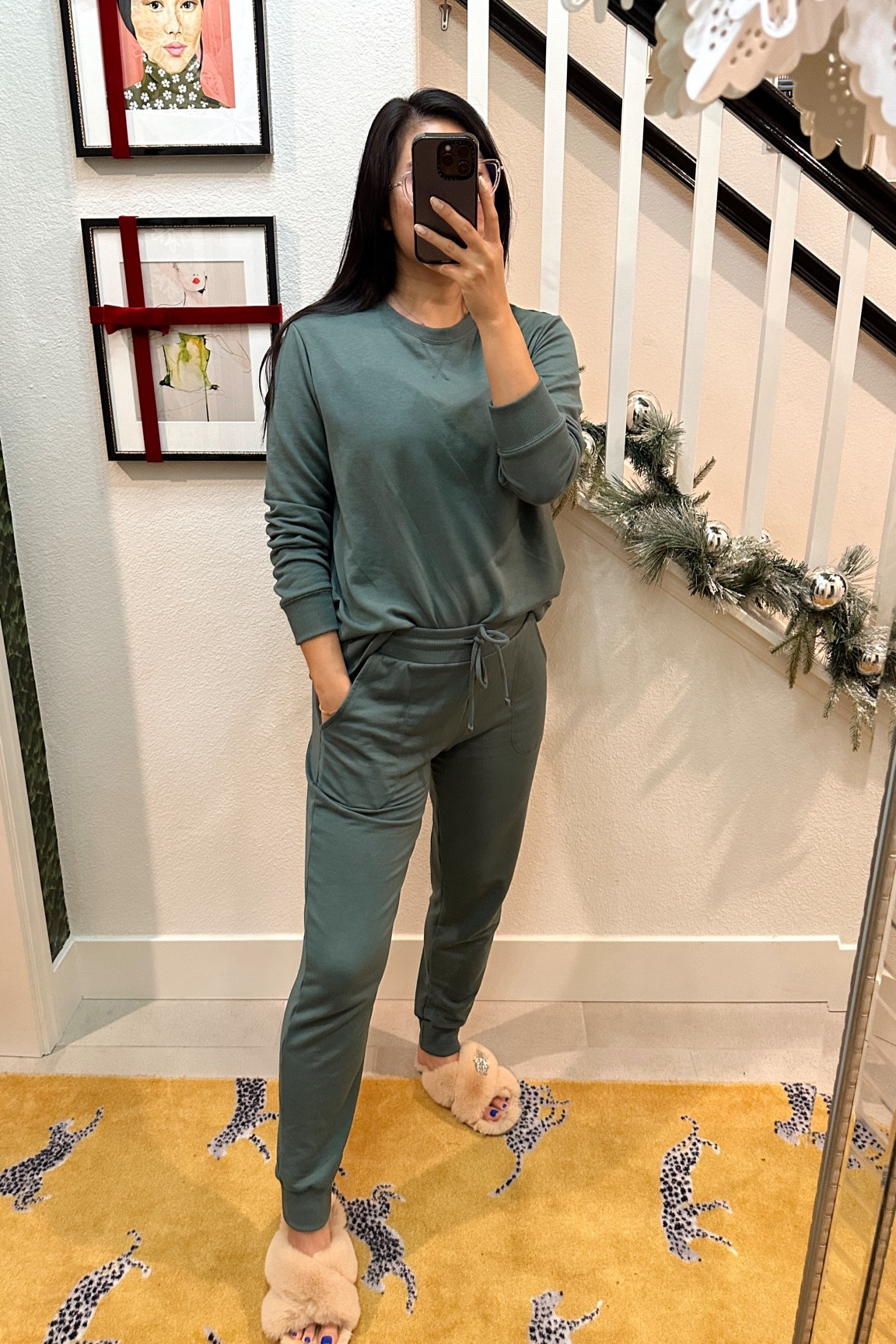 Living in this cozy fleece set from Target! These joggers and matching sweatshirt is perfect for lounging or running errands. 

I’m wearing a size medium on top and small on bottom.

Target Finds | Jogger Outfit | Matching Set | Cozy Loungewear

#LTKstyletip #LTKfindsunder50 #LTKtravel