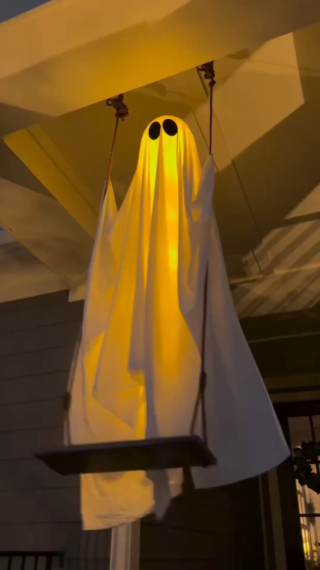 We’re nowhere near Halloween yet. But don’t wait on this one! This viral Halloween décor that sold out last year is officially back! 👻 

Comment GHOST below to receive a DM with the link to this post on my LTK ⬇ https://liketk.it/6jqYP

#CapCut #halloweendecor #halloween #spookyseason #spooky

#LTKHome #LTKU #LTKSeasonal
