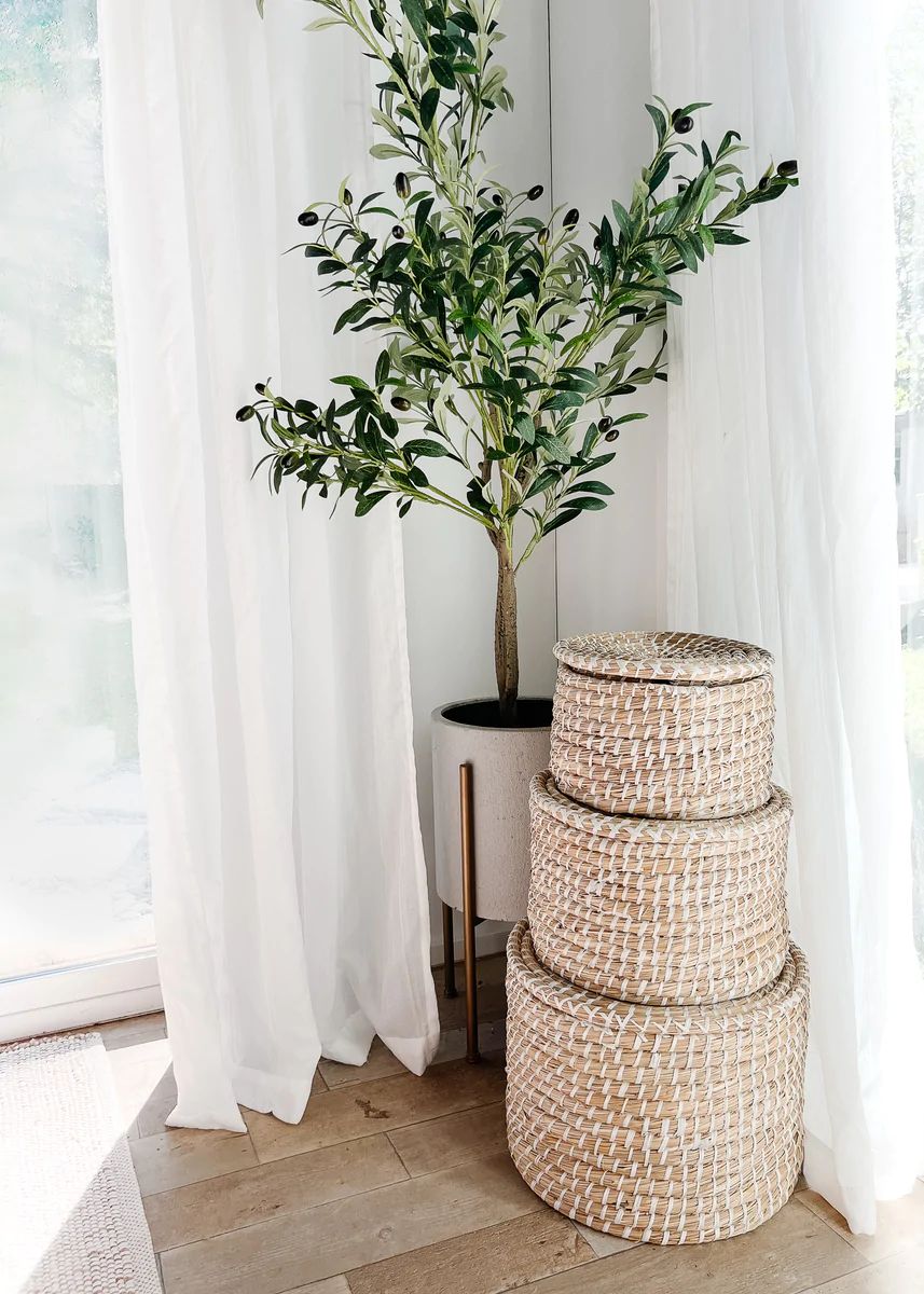 Woven Seagrass Baskets | Macy Carlisle