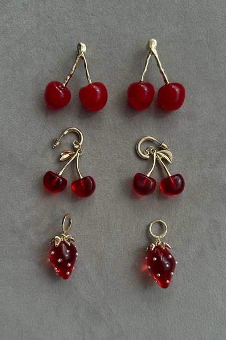 The cherry earrings I’ve been raving about… perfect for summer 🍒🍒
Fruit jewellery | Strawberry earrings | Red trend | Summer accessories | Poolside outfits | Red and gold 

#LTKuk #LTKsummer #LTKeurope
