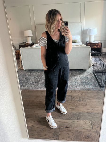 Love this free people look for less denim jumpsuit! Paired with a madewell blouse and Nikes, of course. 💁🏼‍♀️

free people. look for less. madewell. nike 

#LTKfindsunder50