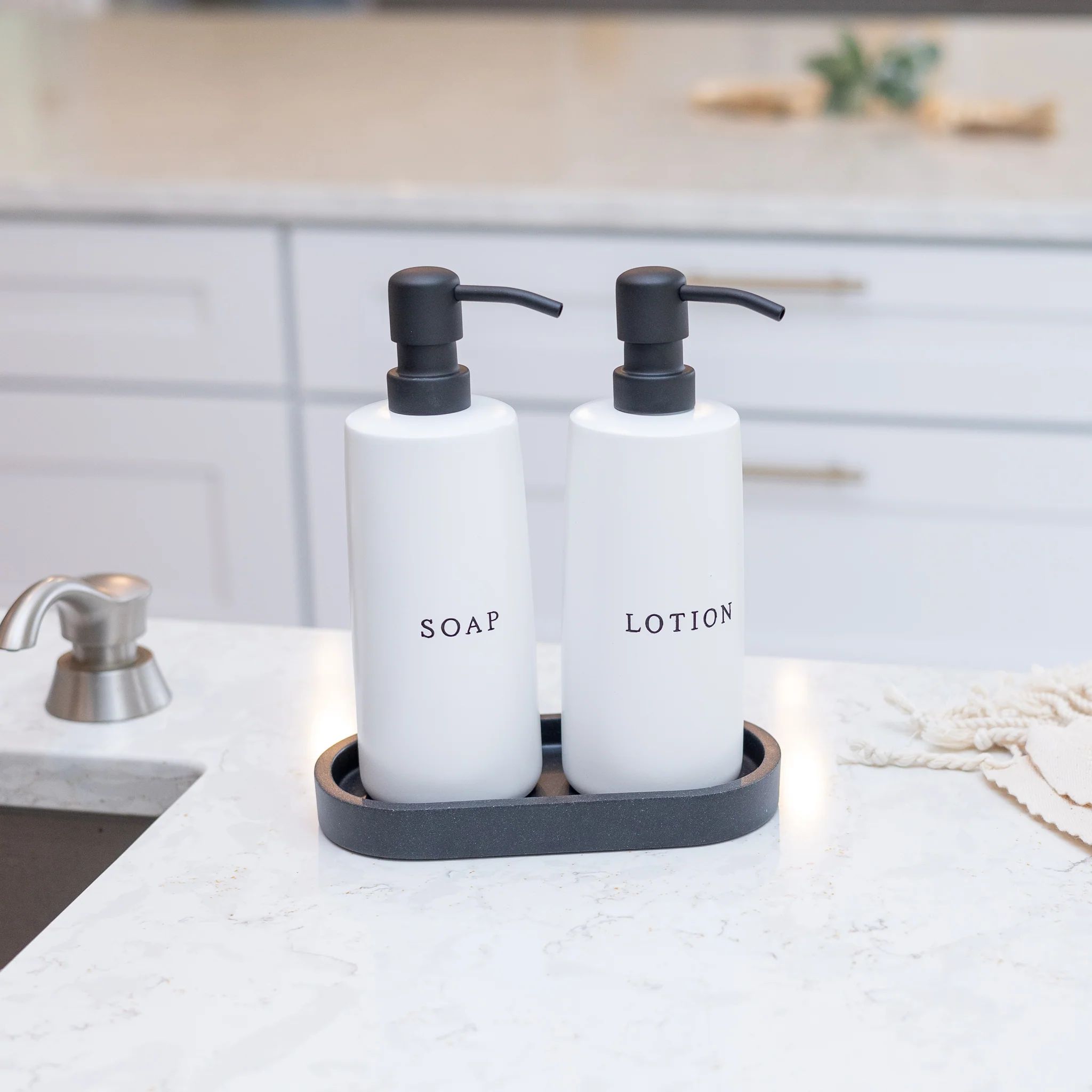 Signature Soap and Lotion Dispenser + Tray Bundle | Hardeman Home