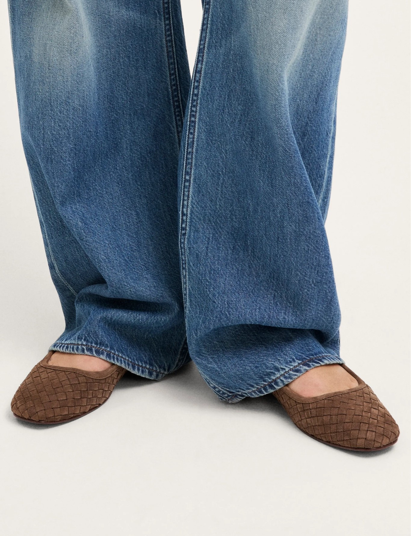 Fall flats