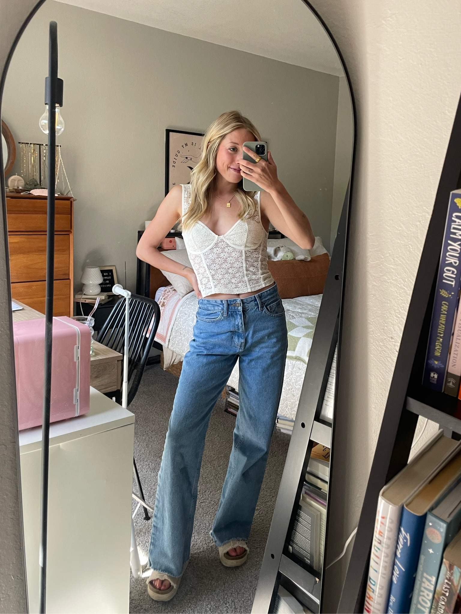 Almost Friday feeling 🧚‍♂️✨ 

#LTKFindsUnder100 #LTKStyleTip #LTKFindsUnder50