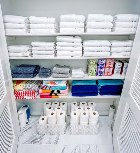 This client's overflow towels and toiletries are all ready to accommodate guests. Creating a welcoming space for guests that has all the things they'll need for their stay is easily done when you are organized!

#christmas #holidayhelp #deckthehalls #tistheseason #organizing #organizingtips #organizingideas #homeorganizing #professionalorganizing #organizinginspiration #organizingsolutions #organizinggoals #organization #organizedlife #getorganized #organized #womenownedbusiness #nashville #nashvilleorganizing #movingconcierge #unpacking #tidyhomenashville #fyp #moveconcierge #unpackingnashville

#LTKhome #LTKHoliday #LTKfamily