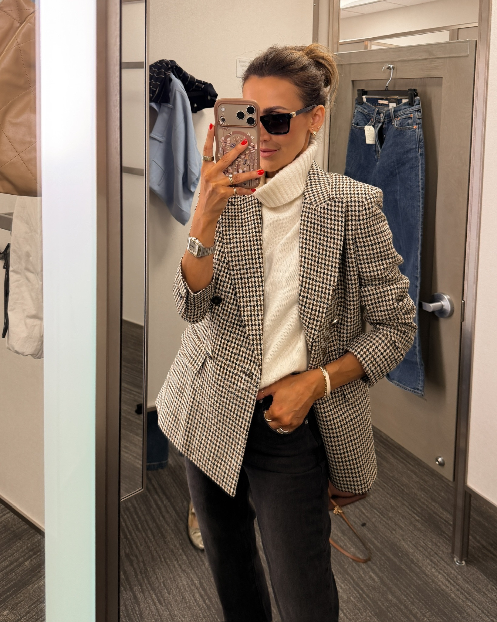 Nordstrom sale: more of a sporty chic blazer with the cinched waist and shoulder pads

#LTKSaleAlert #LTKWorkwear #LTKOver40