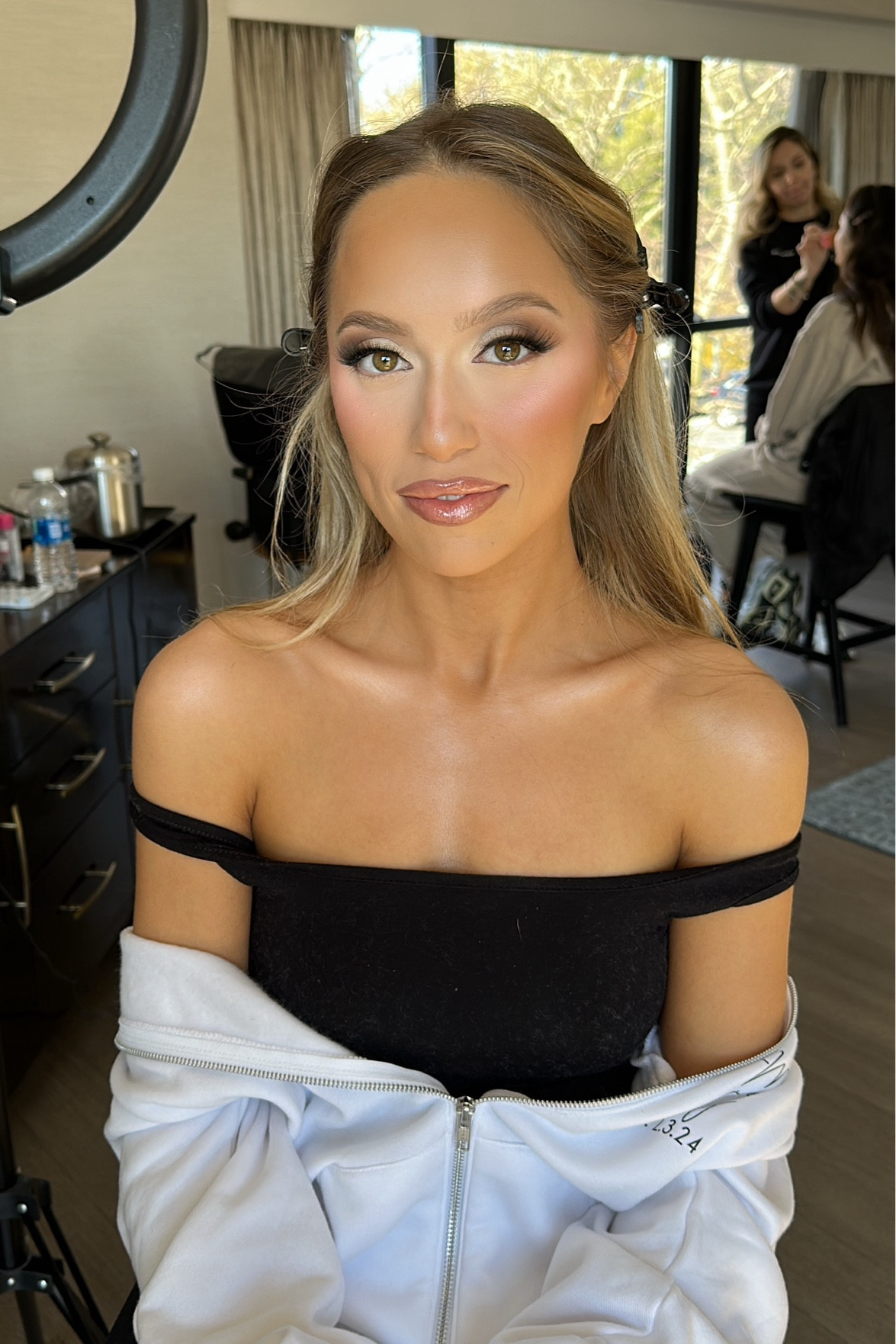 Jessica’s soft glam bridal makeup look 

#LTKBeauty #LTKParties #LTKWedding