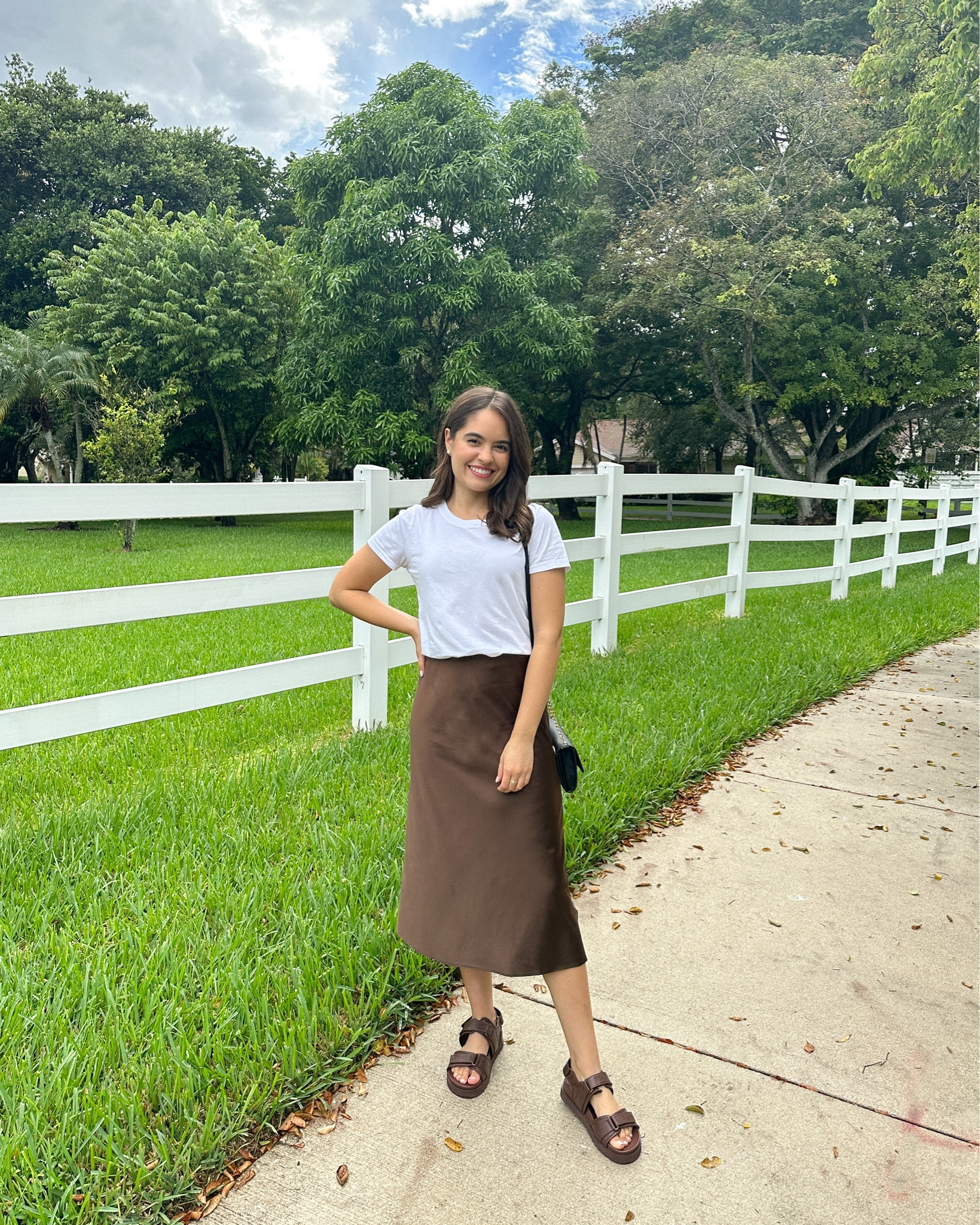 Amazon Fashion Finds
🤎 Brown Slip Skirt
🤎 Brown Sandals
+ J.Crew White Tee

#LTKunder100 #LTKSeasonal #LTKshoecrush