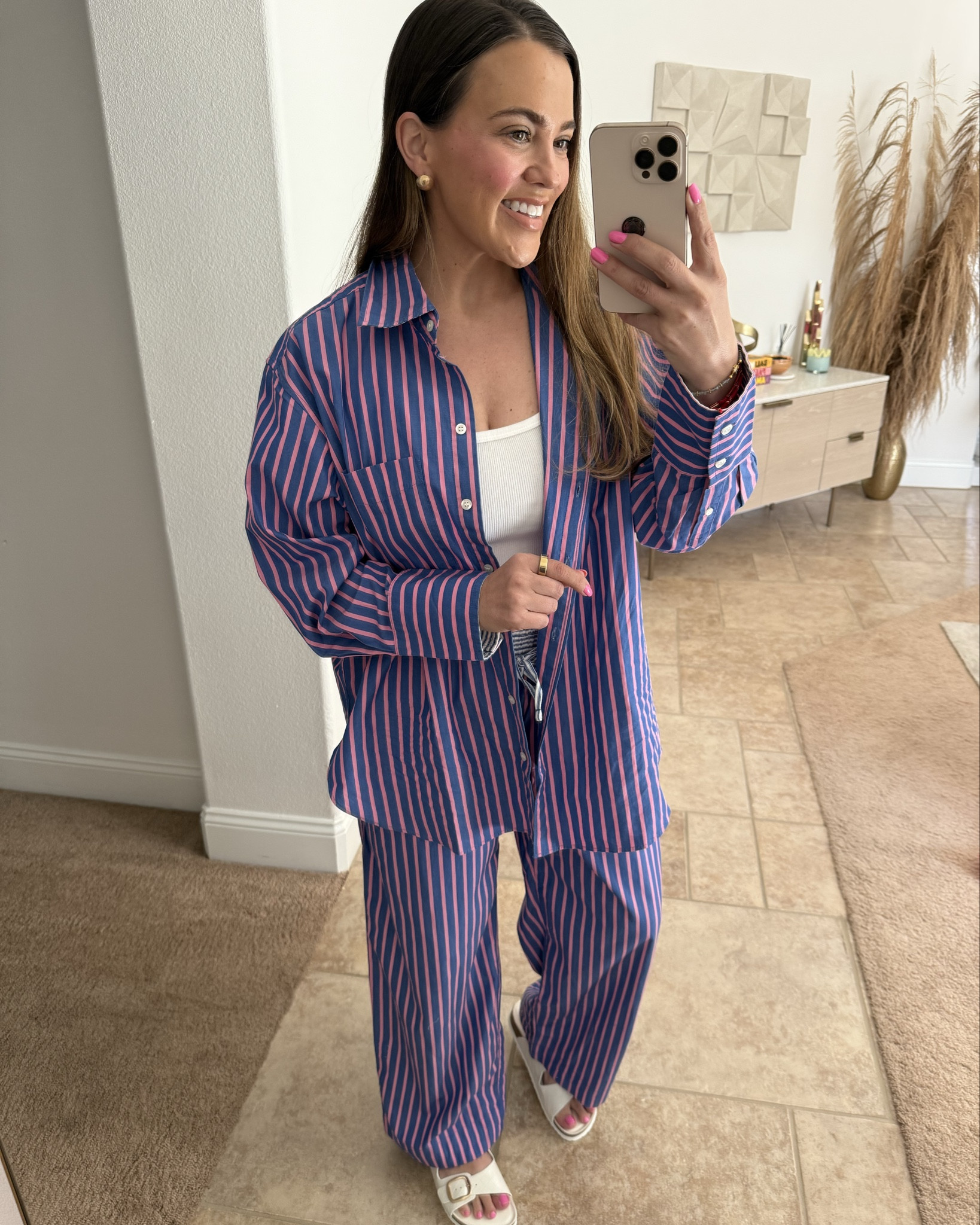 my latest gap haul! size medium in everything and 28 in jeans 