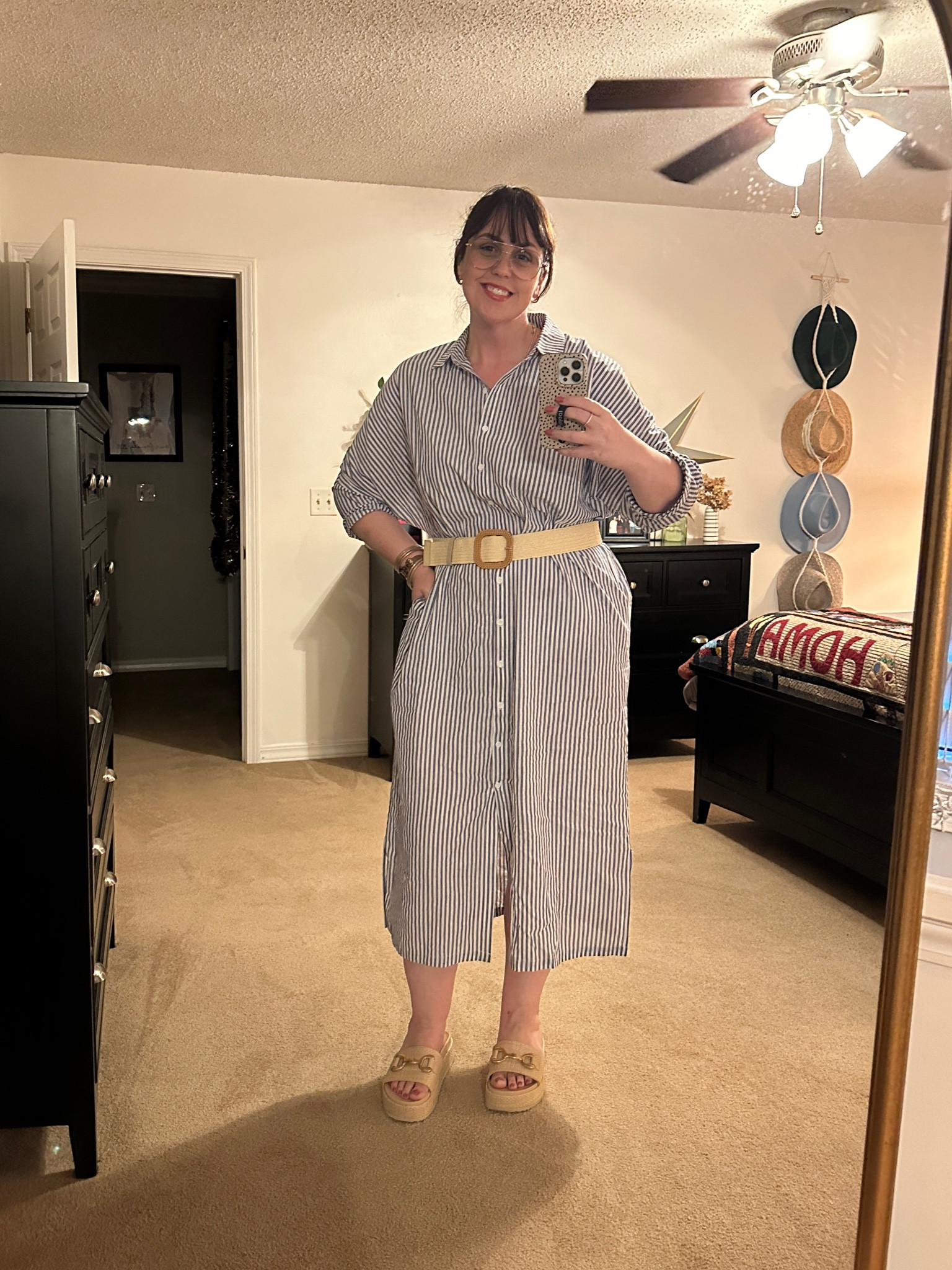 Amazon dress 😍
Runs generously—I’m in a medium with plenty of room 

#LTKWorkwear #LTKMidsize #LTKOver40