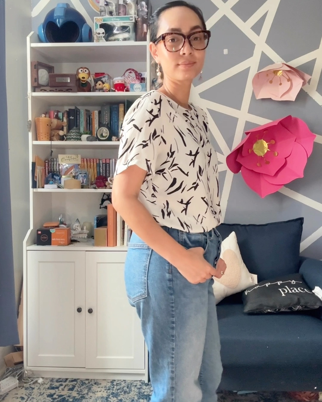 Day 2 of my 30-day challenge. 

I’m challenging myself to wear clothes from my closet that’s NOT loungewear. Even though I work from home sometimes it’s nice dress up a little. 

#LTKSpringSale #LTKFindsUnder100 #LTKPetite