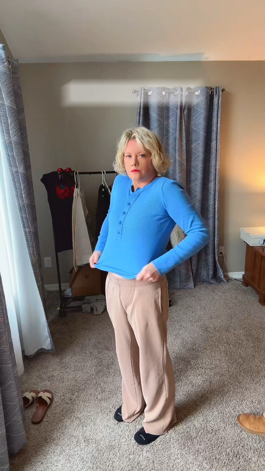 Easy and comfy outfit to run errands in.



#LTKmorningroutine #LTKMidsize #LTKOver40