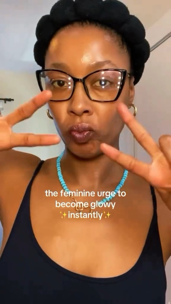 can’t fight the urge to become ✨glowy✨ on the daily 

lipgloss, lip combo, lip liner, lipstick, clean beauty, winter makeup, natural makeupp #ltkparties #ltkbeauty #ltkstyletip winter makeup look, natural winter makeup, natural makeup tutorial, winter makeup tutorial #mac #maccosmetics #alixearle #braxtonbarrios #clinique #moisturizer