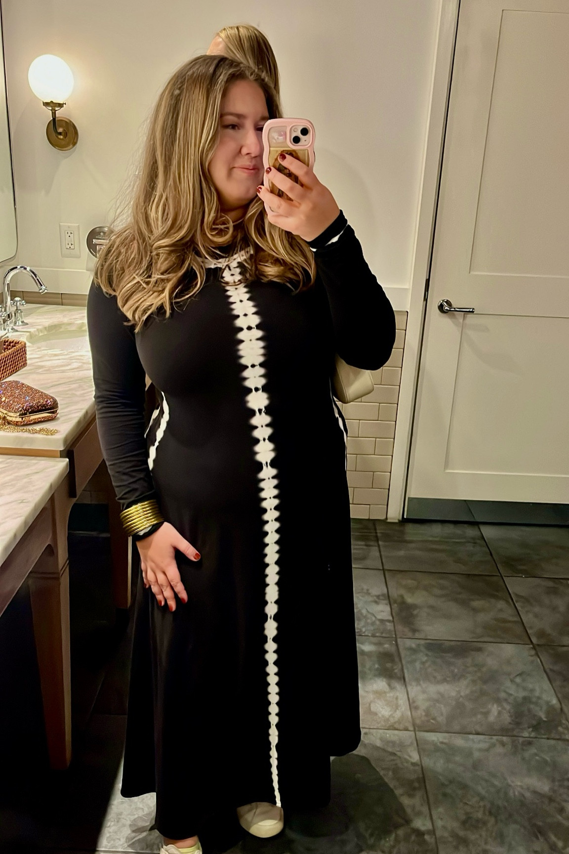 Fall fashion // fall // long sleeve dress // black dress // rent the runway // casual dress // fall dress // winter // winter outfit // Thanksgiving outfit // girls night // RTR 