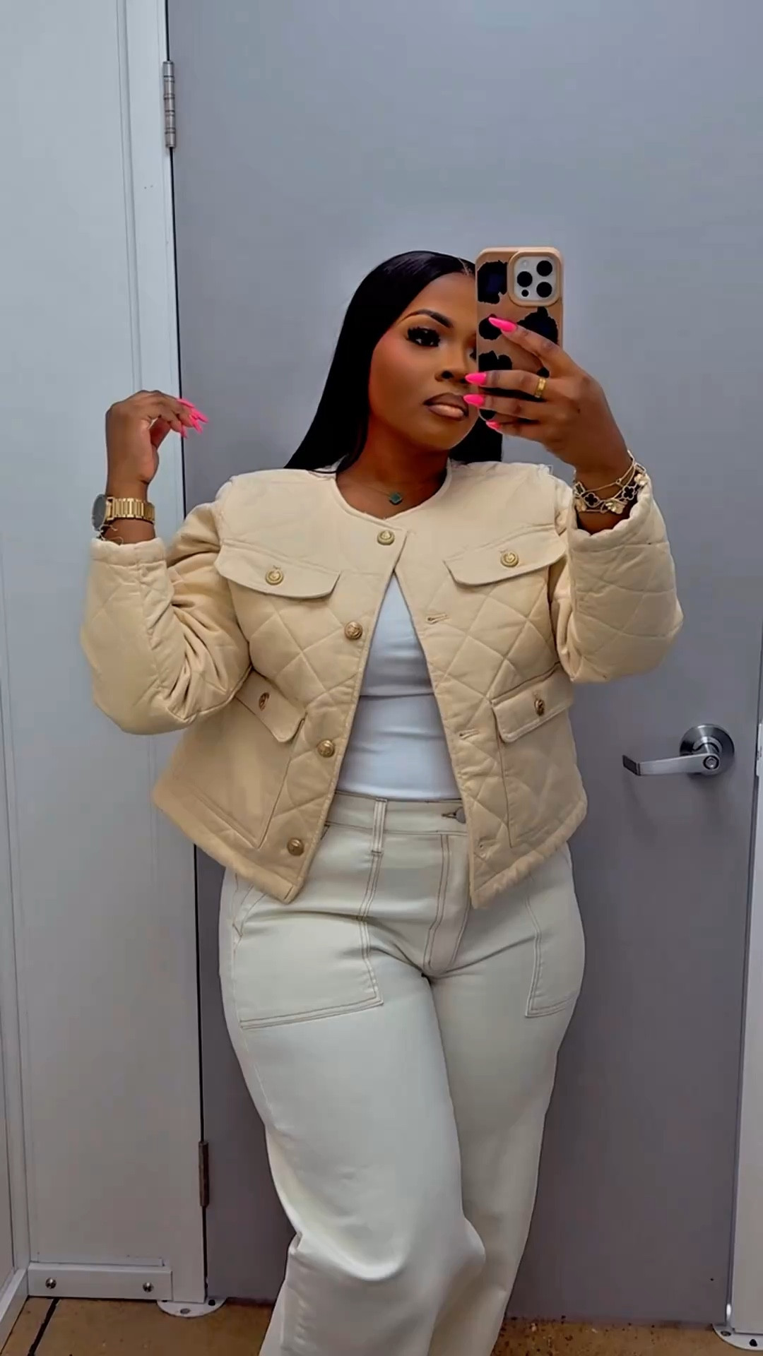 •5’5 198 wearing medium jacket/14 jeans. Jeans run true to size, go up a size !

#LTKSeasonal #LTKWorkwear #LTKootd