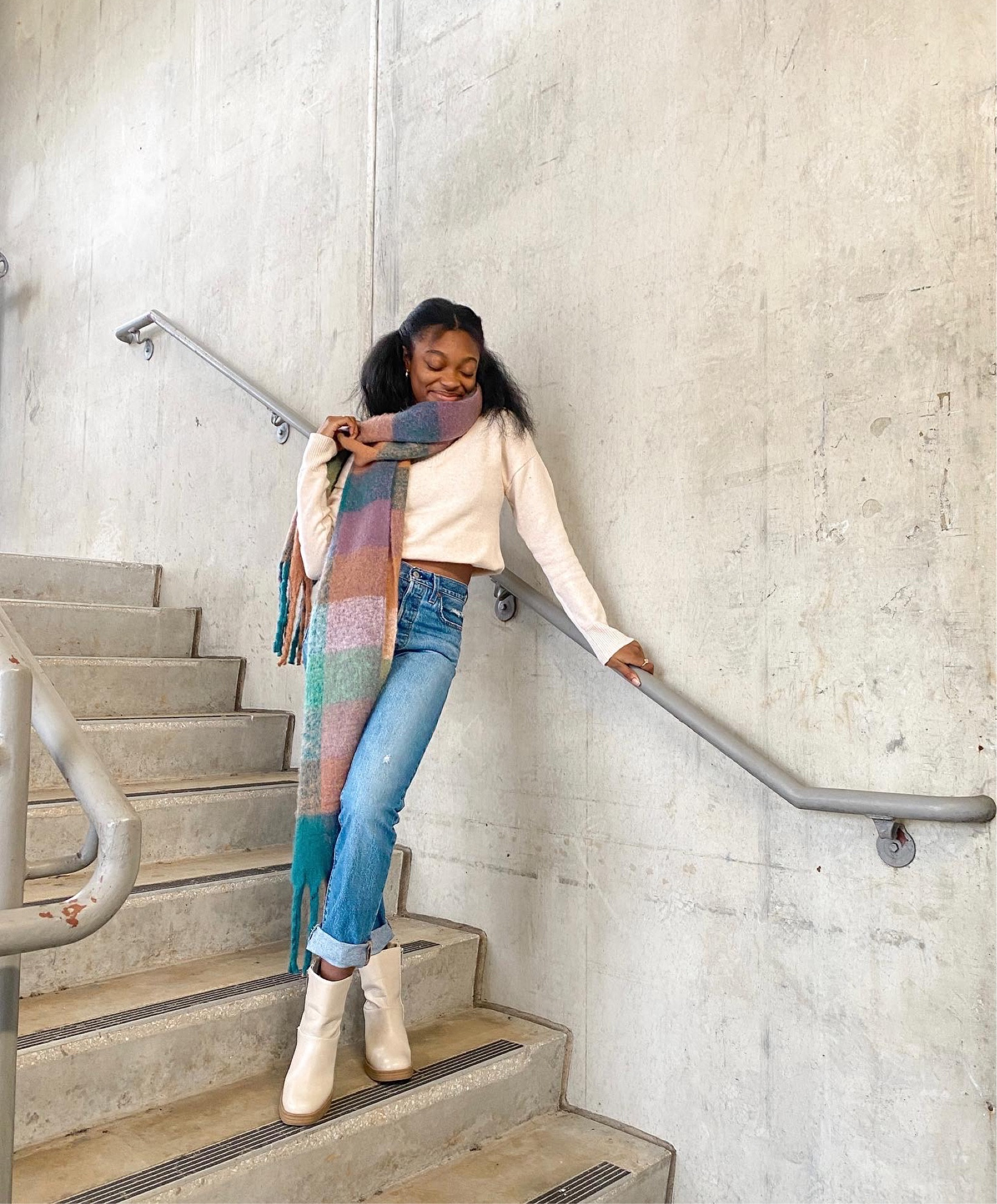 Chunky sweater, winter outfit inspo, Levi’s jeans, platform boots, chunky scarf

#LTKstyletip #LTKshoecrush #LTKfit