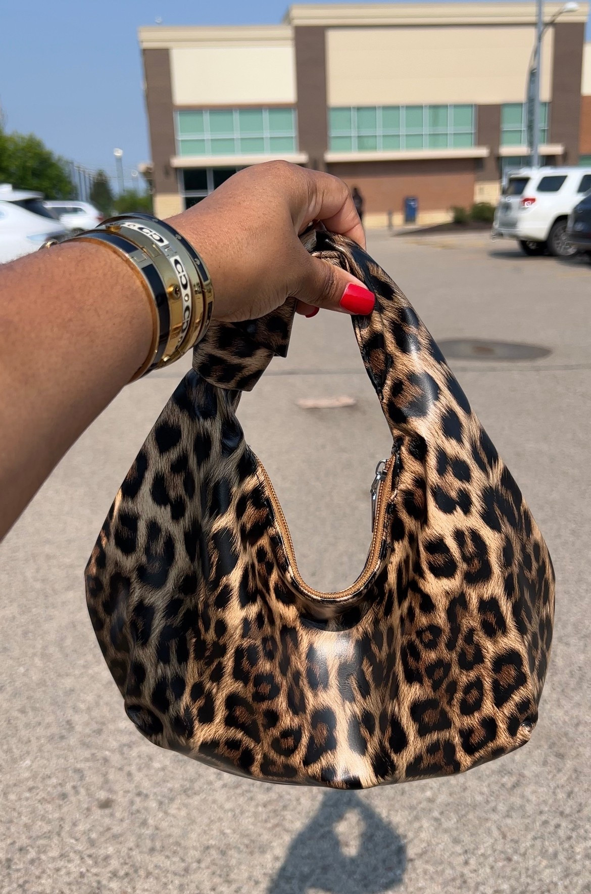 Leopard print bag 🐆🖤

#LTKSaleAlert #LTKFindsUnder50 #LTKStyleTip