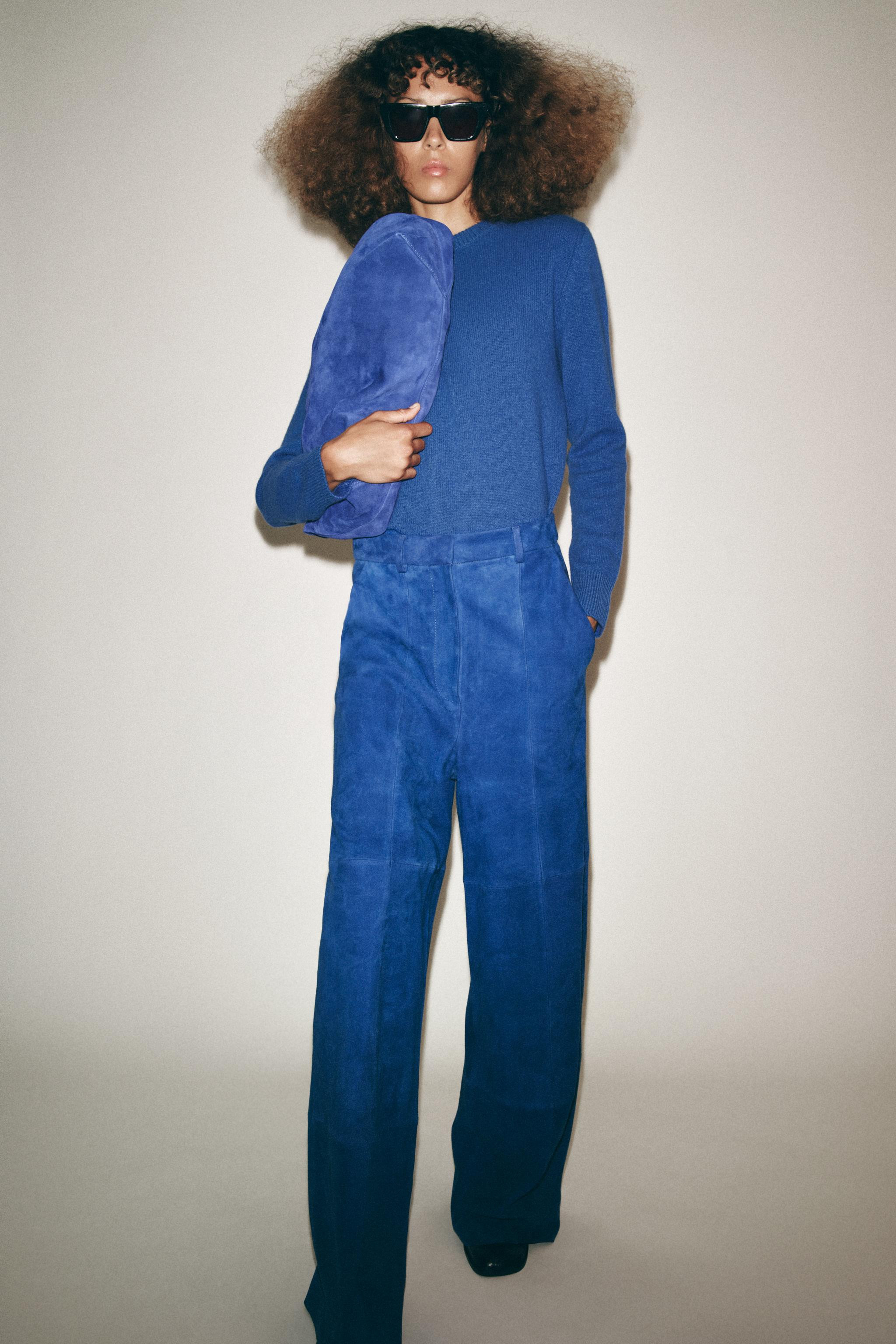 CASHMERE AND WOOL BASIC SWEATER | Zara UK