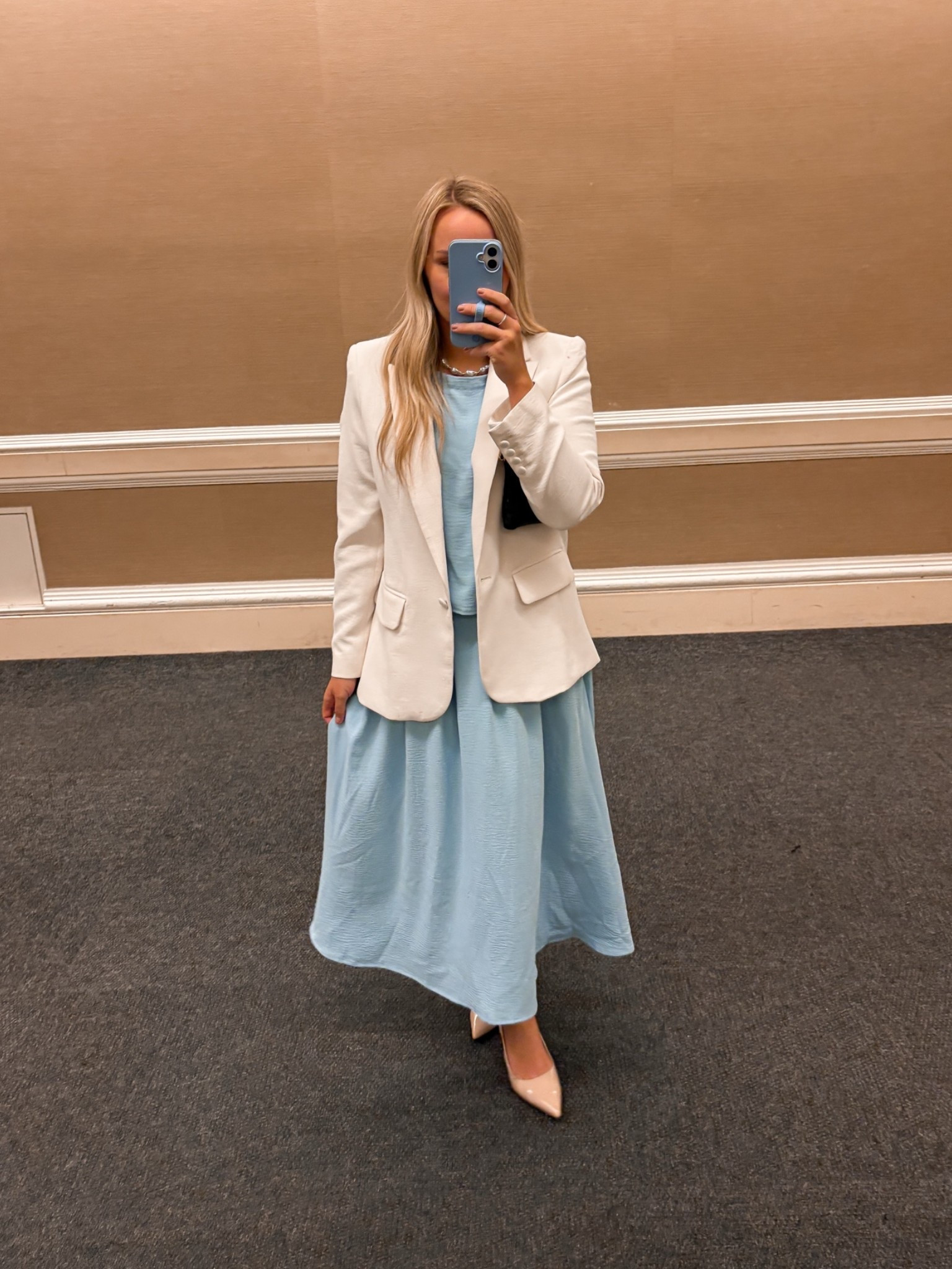 Work outfit / office wear / skirt set / two piece / maxi skirt / professional / business 
Size large

#LTKdayinmylife #LTKMidsize #LTKWorkwear