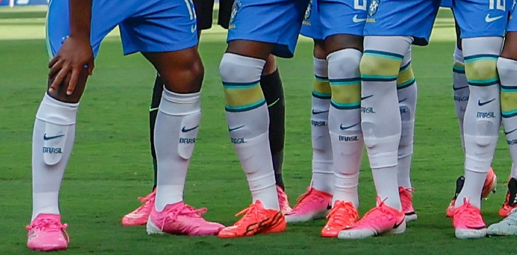 Chuteira rosa vira febre na Copa do Mundo. Veja opções oficiais 

 #LTKbrasil