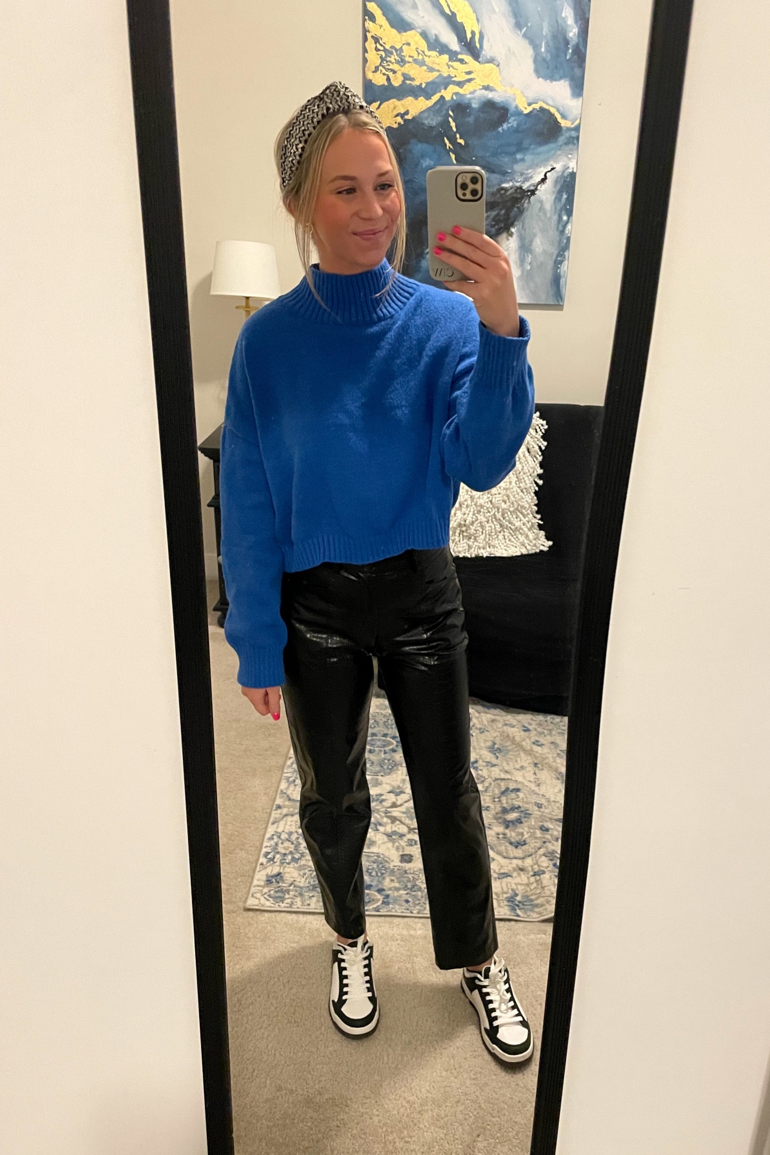 Such as easy outfit yet SO cute 💙 Swap out the top with any pop a color for so many different combinations of this outfit!


Spring outfit | spring transition | teacher outfit | Shein | everyday outfit | capsule wardrobe 

#LTKstyletip #LTKfindsunder50 #LTKSeasonal