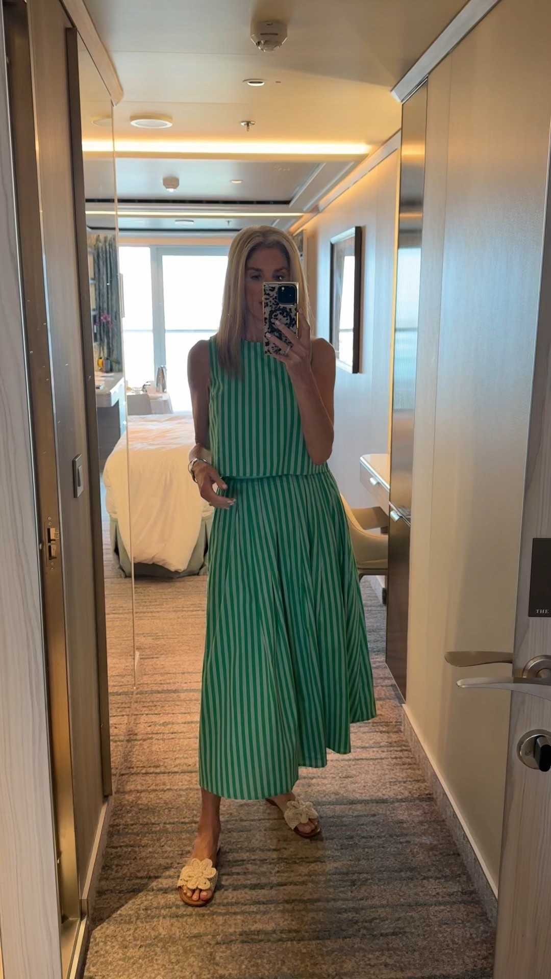 A cute set, maxi skirt length 
Size S 

#LTKTravel #LTKStyleTip #LTKFindsUnder100