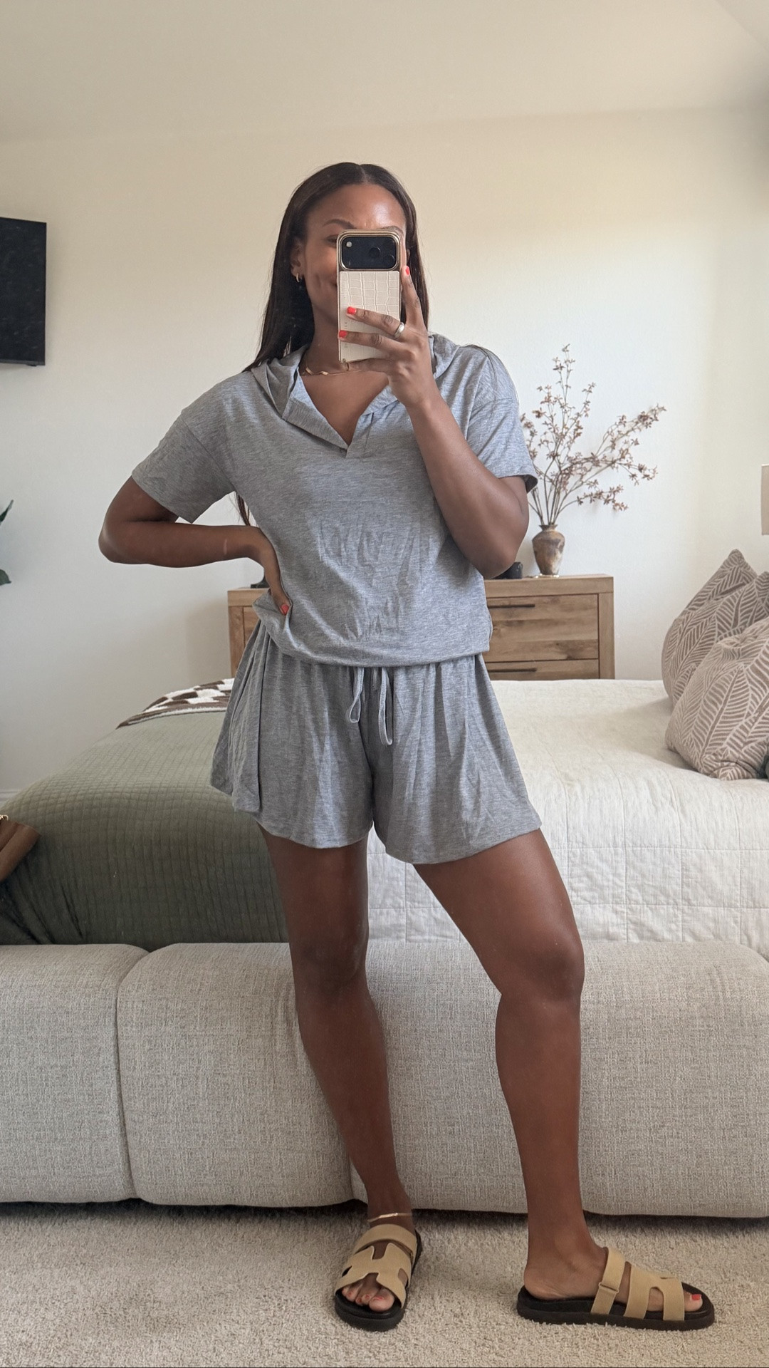 School drop off/pick up outfit

#LTKmomlife #LTKootd #LTKmorningroutine