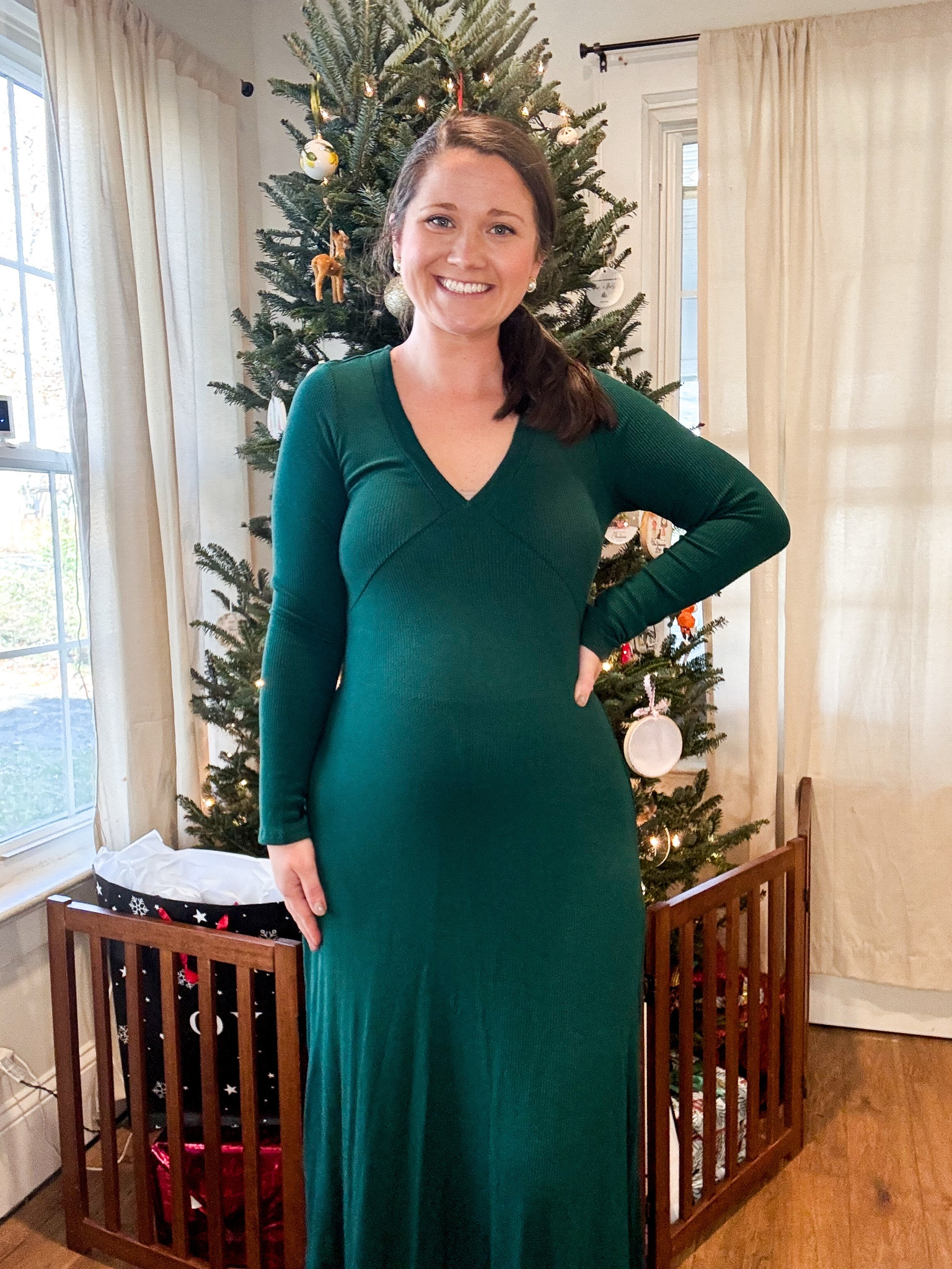 Bump friendly dress

Holiday dress 