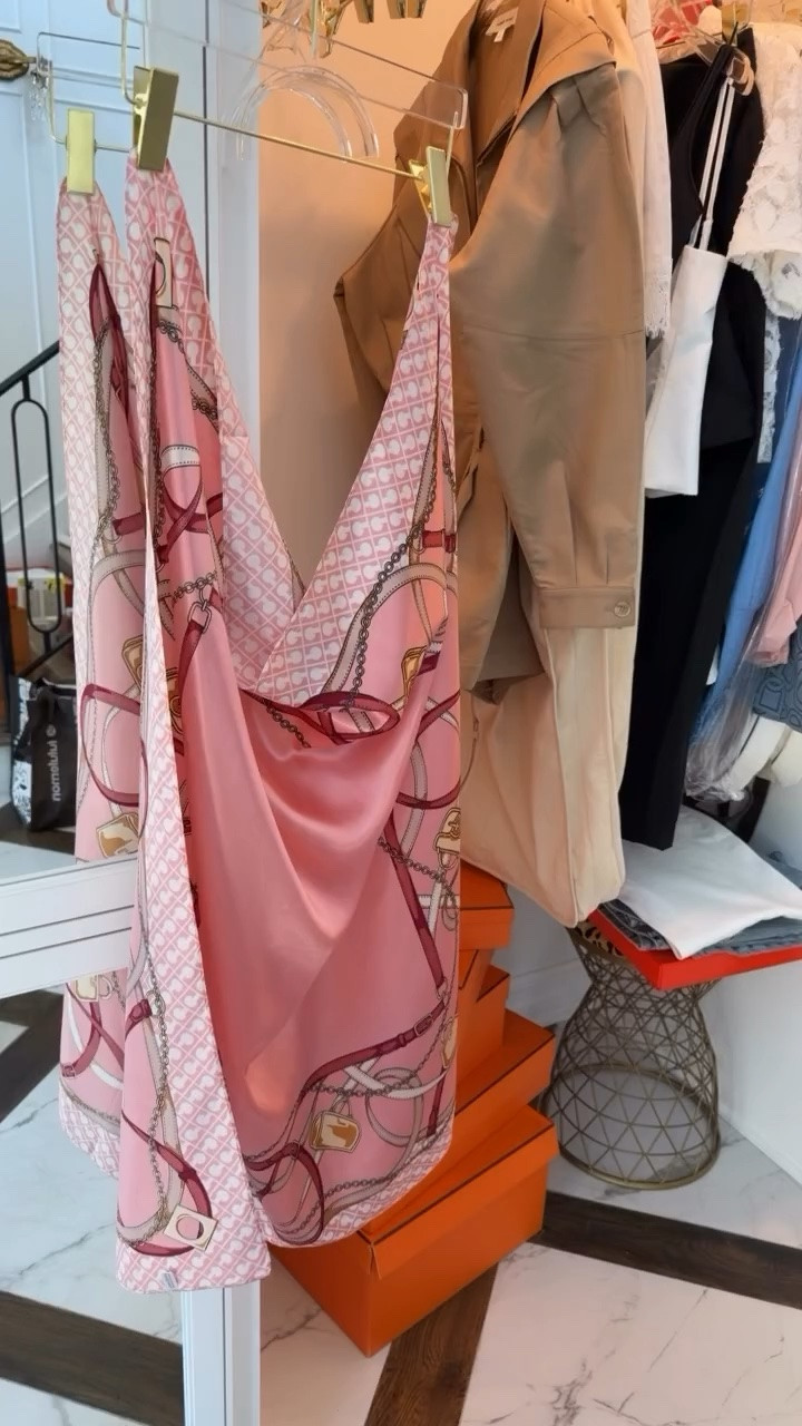 Oversized Hermès inspired scarf from Amazon! I’m going to give you all a tutorial in how to wear this using a ring! 

Amazon, Amazon finds, Hermès, Satin scarves, Oversized scarves, Scarves as tops, Emily Gemma

#LTKstorytime #LTKdayinmylife #LTKSeasonal