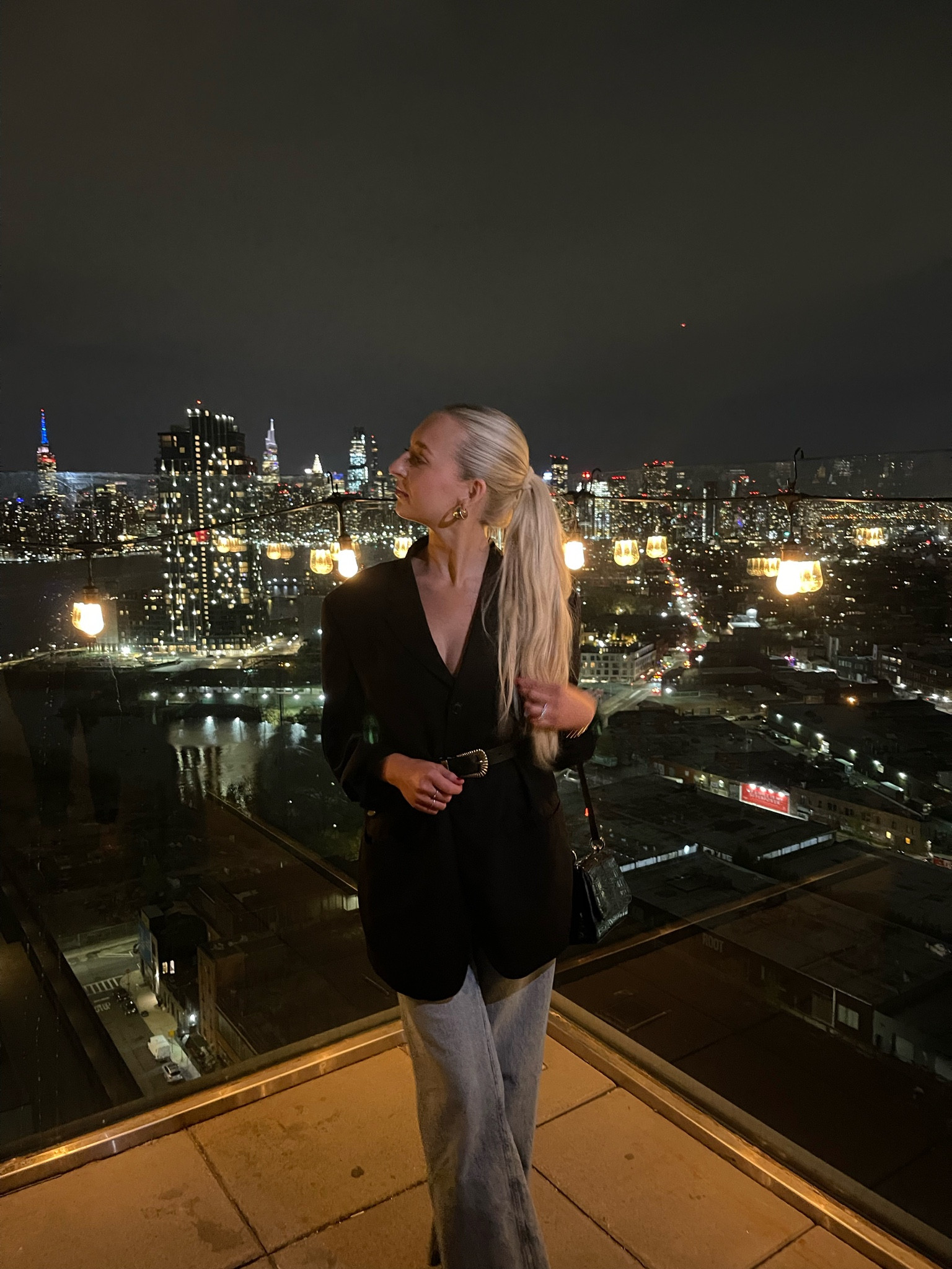 New York City dinner outfit 🌃 oversized blazer paired with a western chunky belt and wide leg jeans! 

Business casual outfit, travel outfit, nyc style, New York tourist outfit ideas, chic city outfits, street style

#LTKtravel #LTKworkwear #LTKfindsunder100