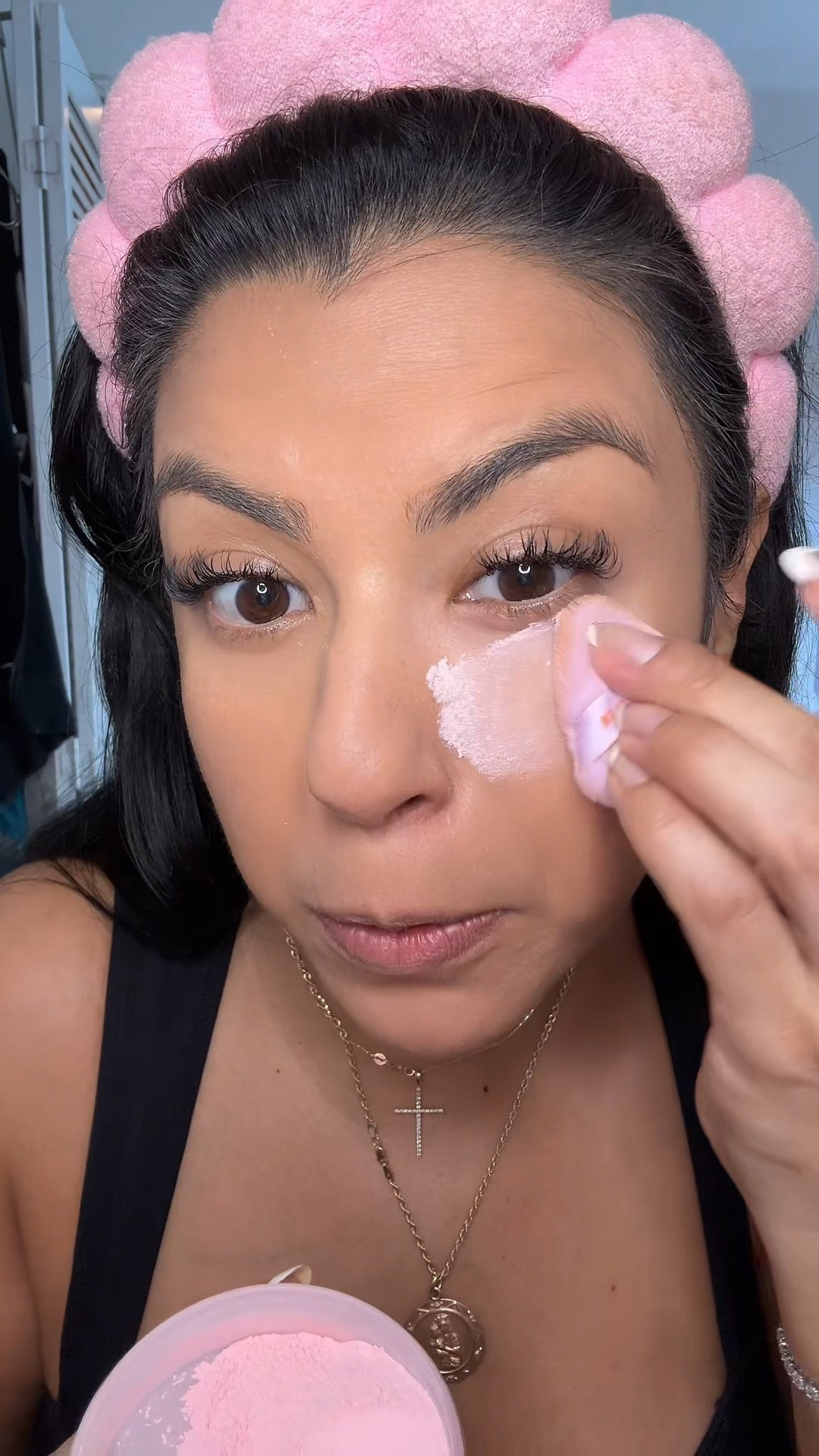 This is why you need to try pink setting powder! 💗

#LTKFindsUnder50 #LTKBeauty #LTKWatchNow