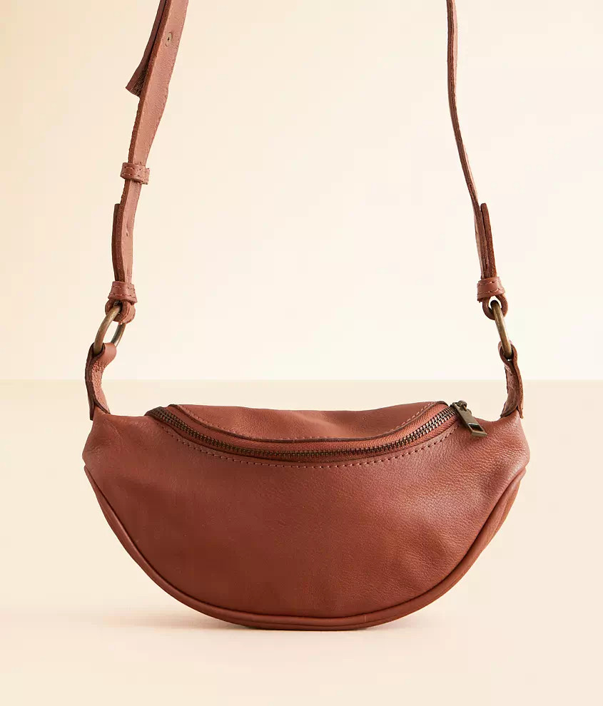 Palmer Leather Crossbody Purse | Buckle