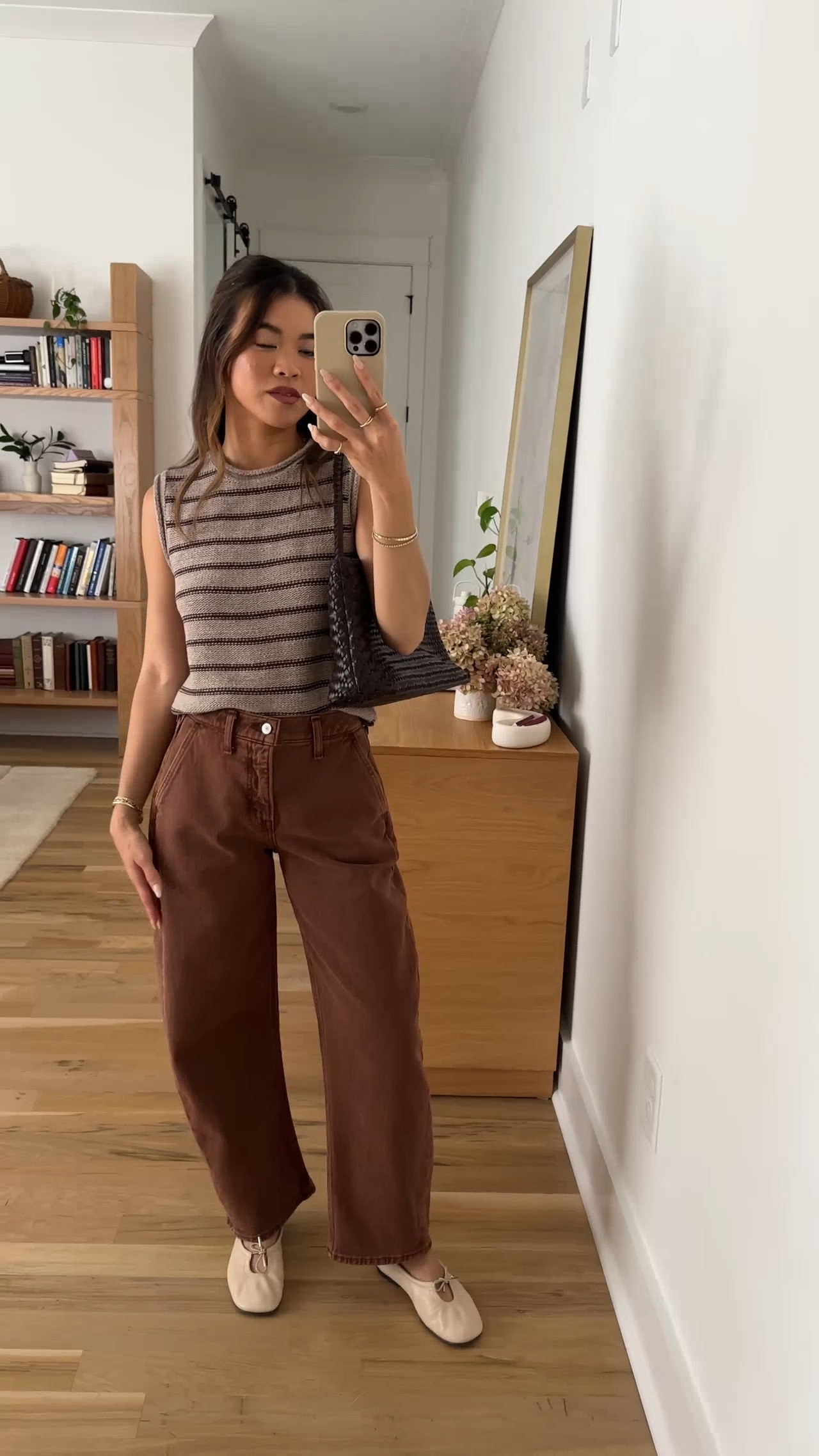 Autumn outfit inspo from @abercrombie. I love these barrel jeans!

Sizing info:
-Abercrombie High Rise Barrel Jean (Size 24 Short in Chestnut Belted)
-Abercrombie 100% Cotton Rollneck Sweater Shell (Size XS in Light Brown Stripe)

Petite style, petite fashion, mom outfit, mom style, petite pants, petite outfit ideas, petite outfits, best pants for petite, petite denim, spring style, spring outfits, vacation outfits, summer outfits, Summer style, summer trends, summer blouse, fall jeans, fall pants, fall blouse, autumn top

#LTKootd #LTKSeasonal #LTKPetite