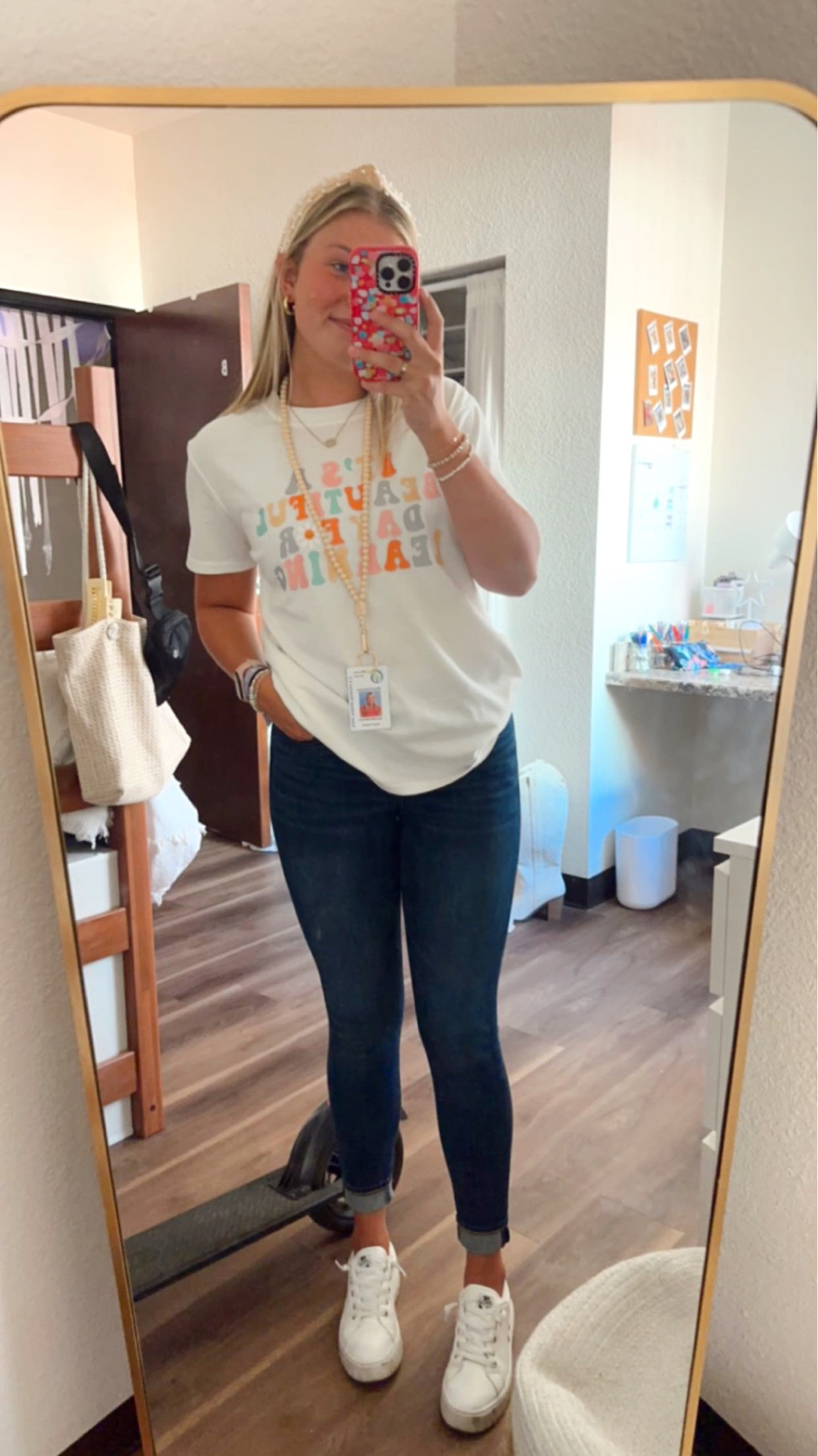 casual fridays mean jeans & a cute teacher tee 🦄🌸📓


#LTKstyletip #LTKworkwear #LTKU