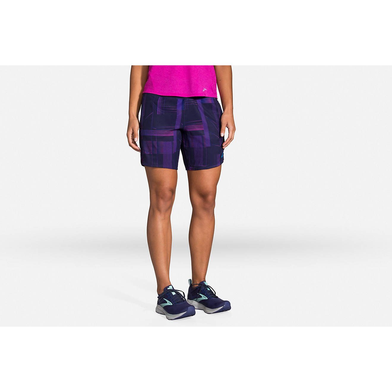 Brooks Women's Chaser Shorts 7 in | Academy | Academy Sports + Outdoors