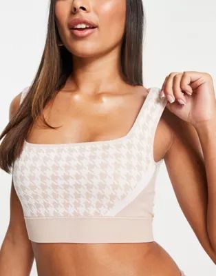 South Beach light support seamless sports bra in houndstooth | ASOS (Global)