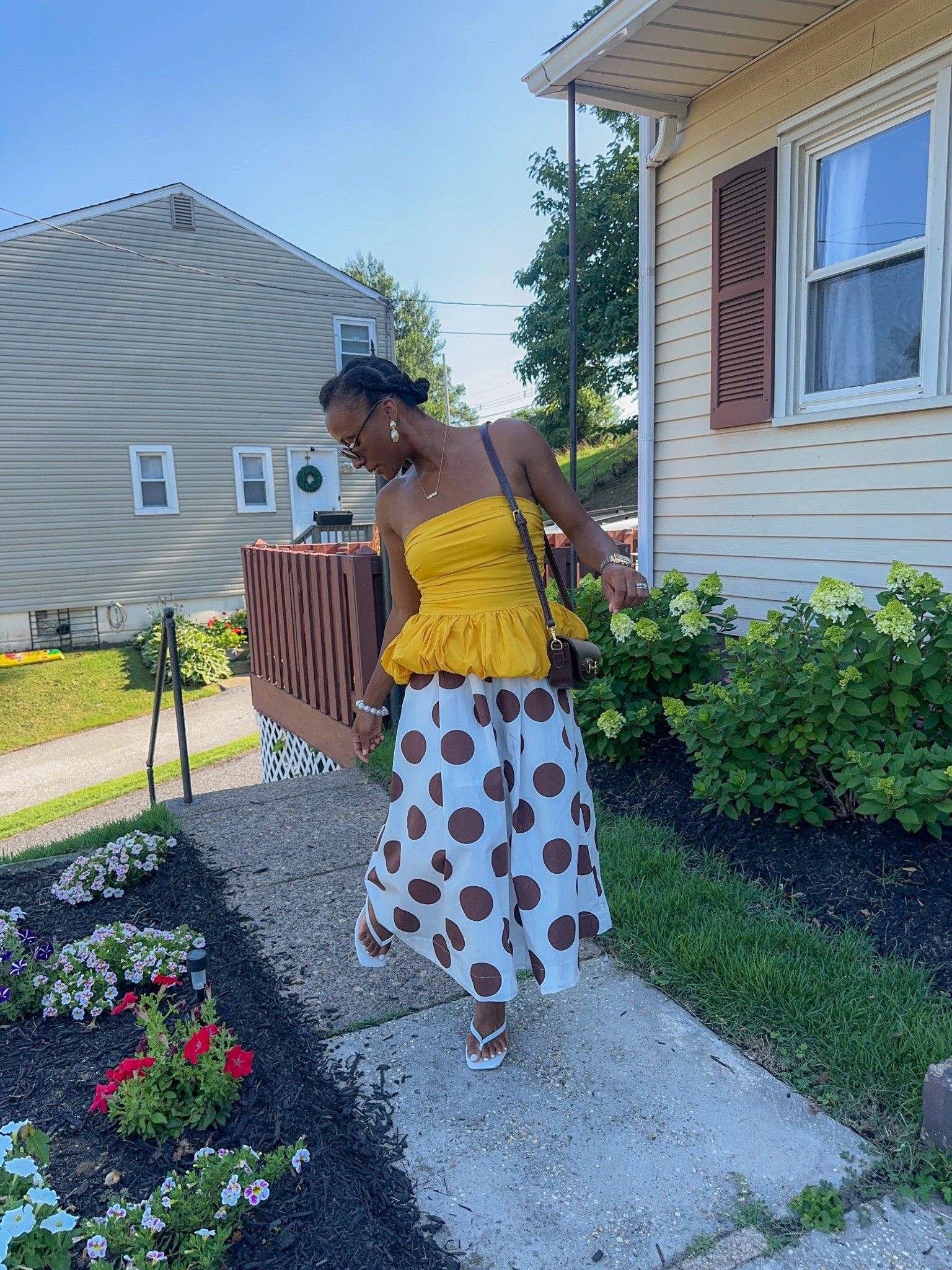 Size XS top
Size XS petite skirt