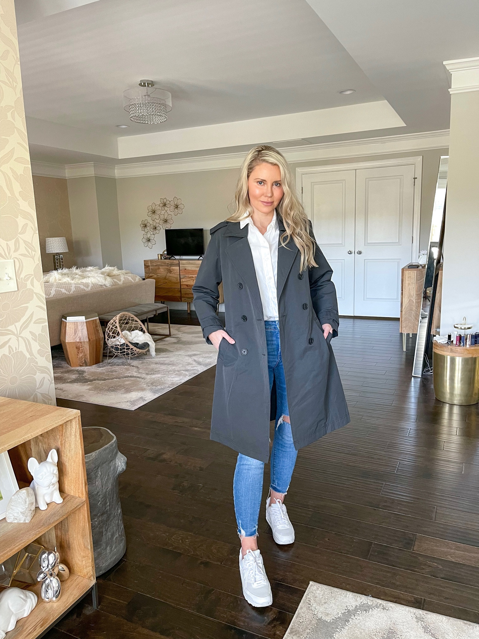 40% off this trench coat now at old Navy!

#LTKunder100 #LTKSeasonal #LTKsalealert