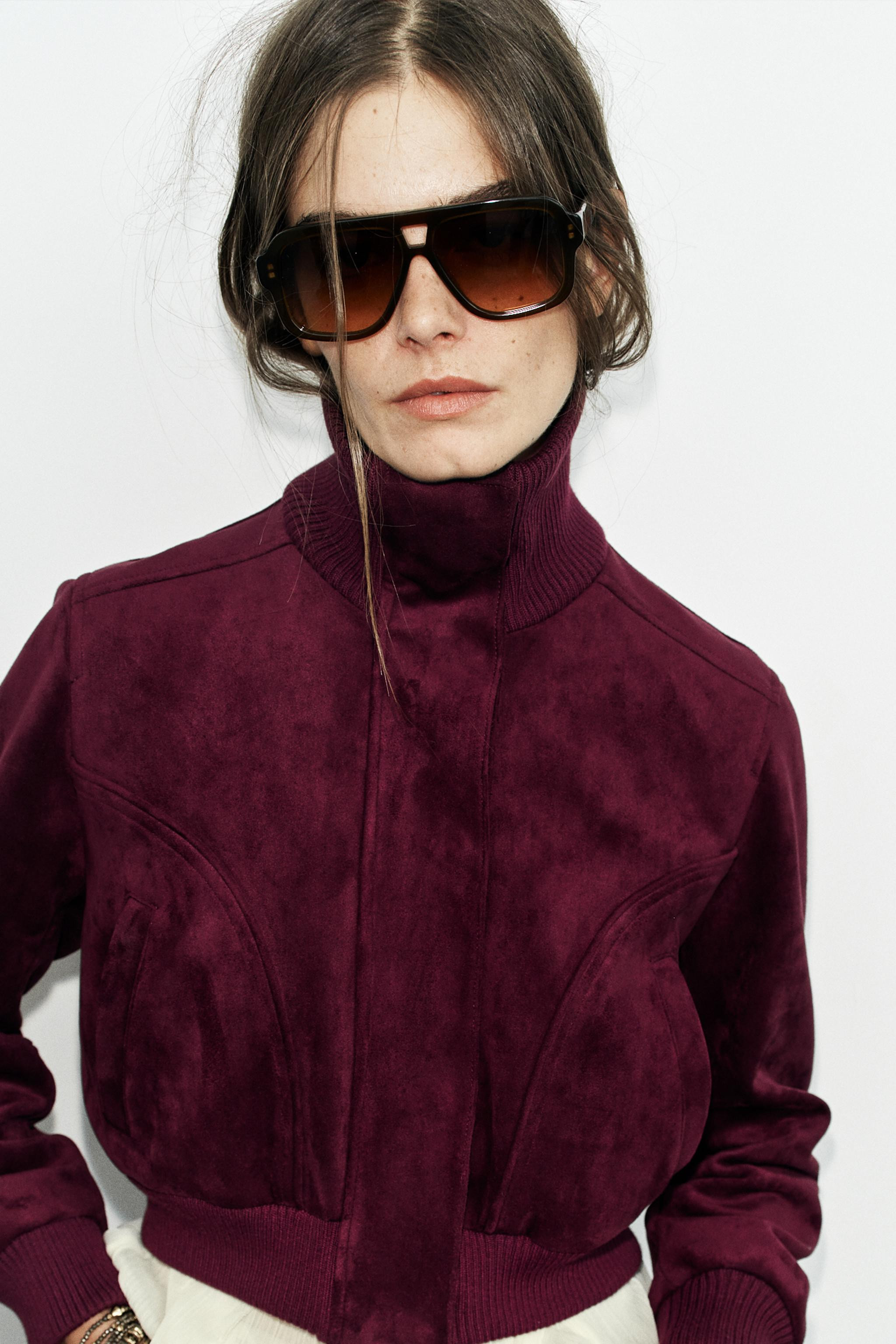 Model height: 178 cmHigh-neck jacket with long sleeves featuring cuffs. Welt front pockets. Front... | Zara UK